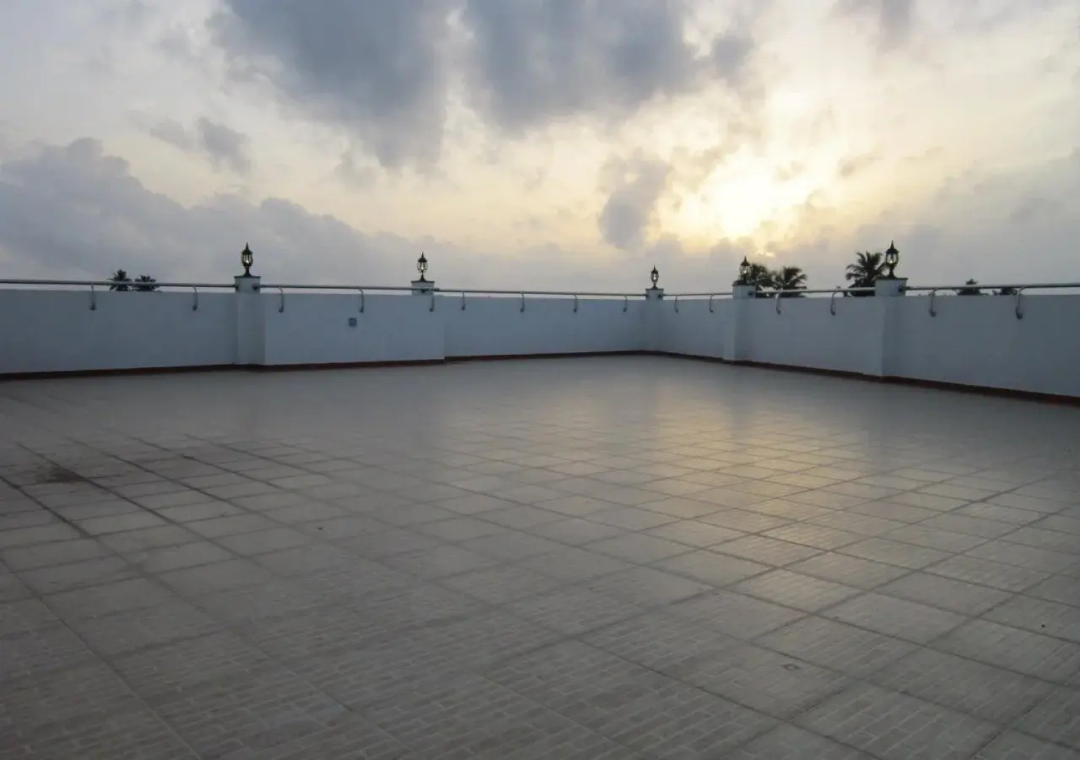 Grand Jaya Residence