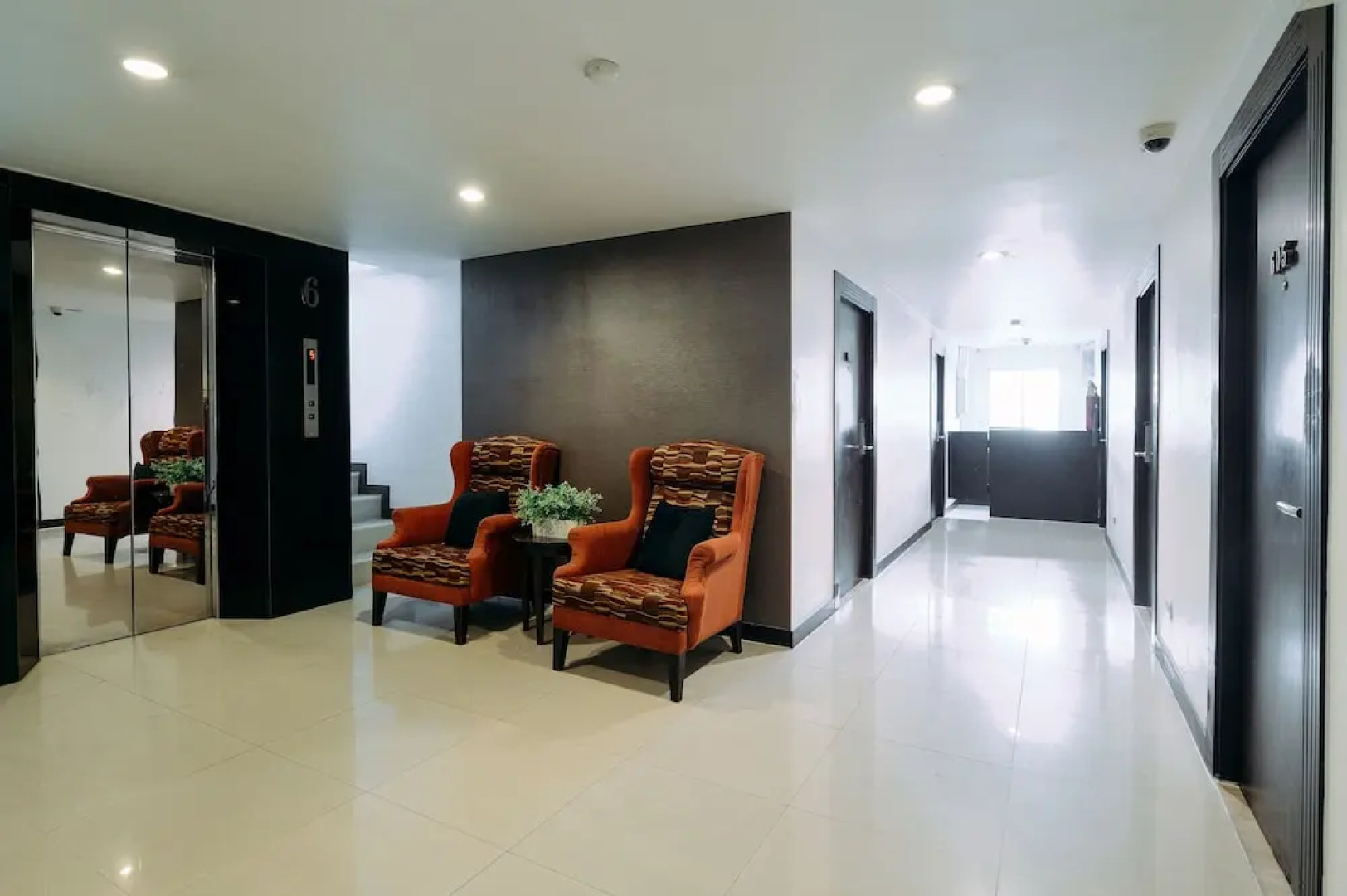Tori Crown Hotel