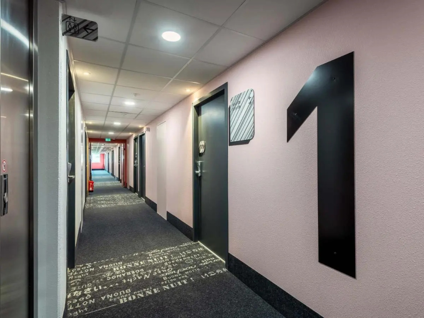 B&B HOTEL Landerneau Bois Noir