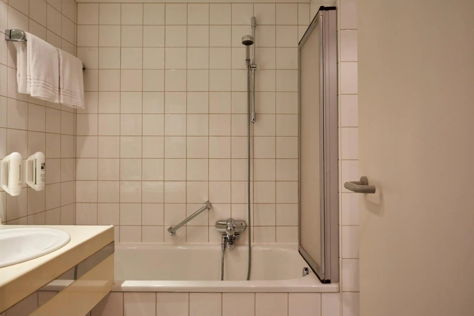 NOVINA HOTEL Wöhrdersee Nürnberg City