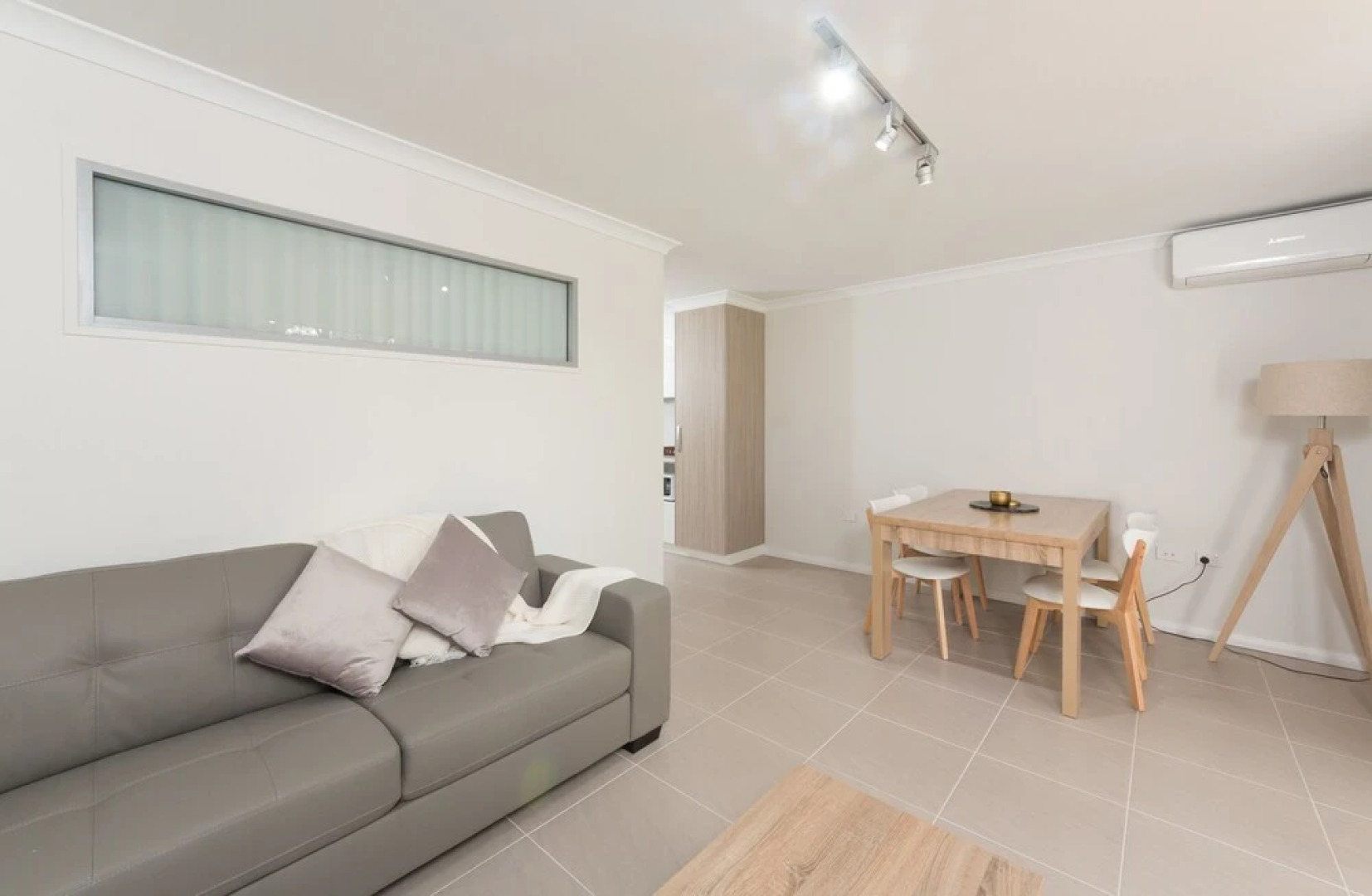 Lakeview Apartment Suite 17