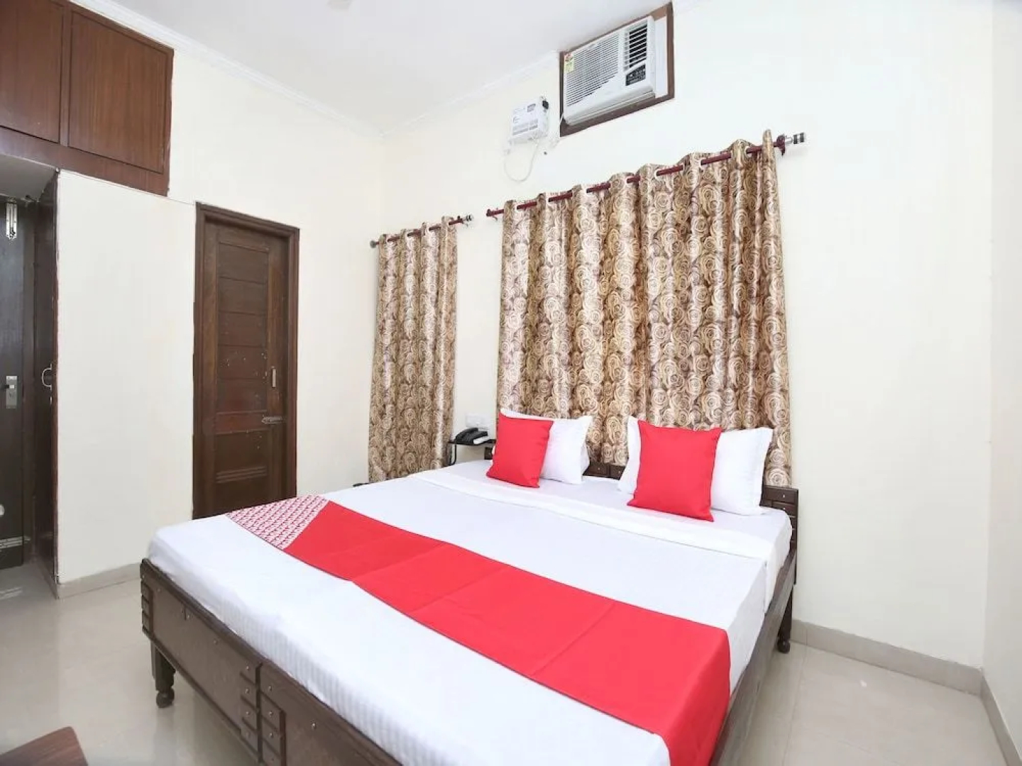 OYO 6933 Satyam Home Stay