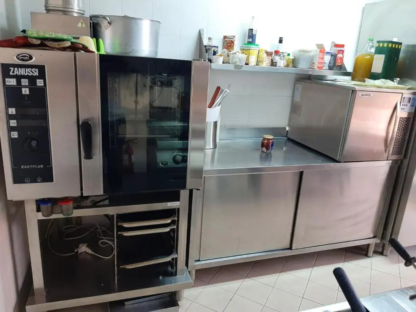 5 bedrooms villa with private pool furnished garden and wifi at Bompensiere