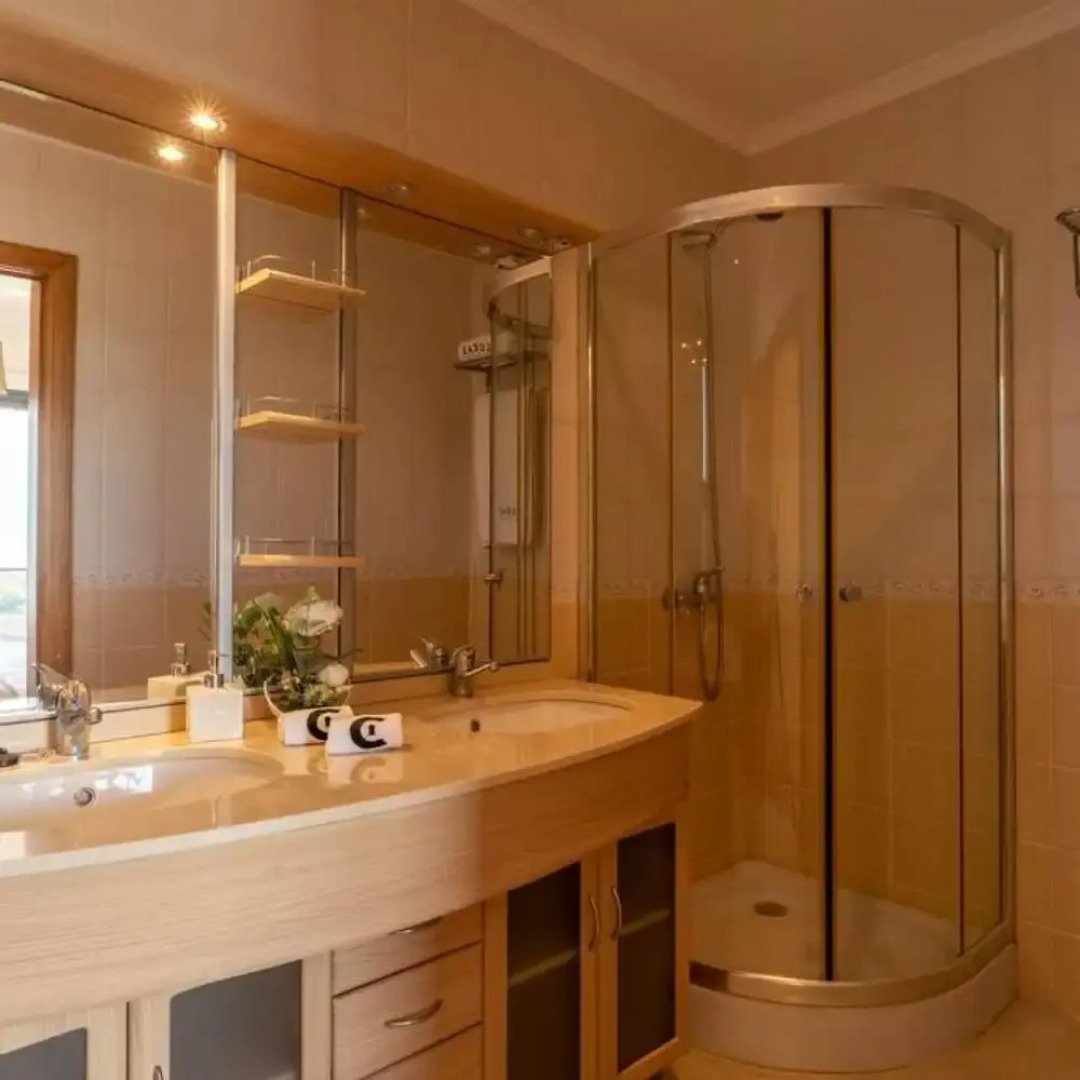 Canhas Views Pool and Barbecue