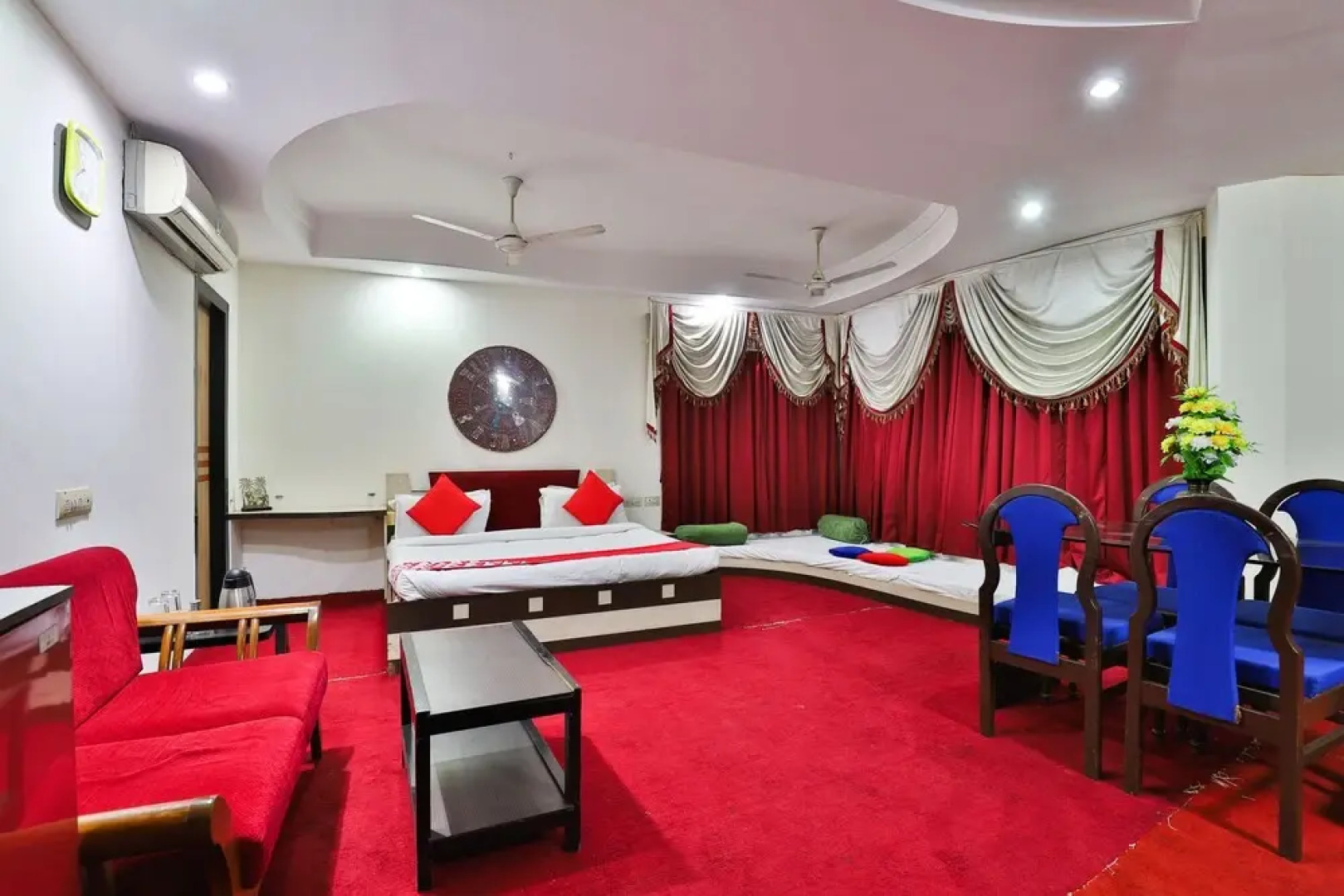 Hotel Gokul