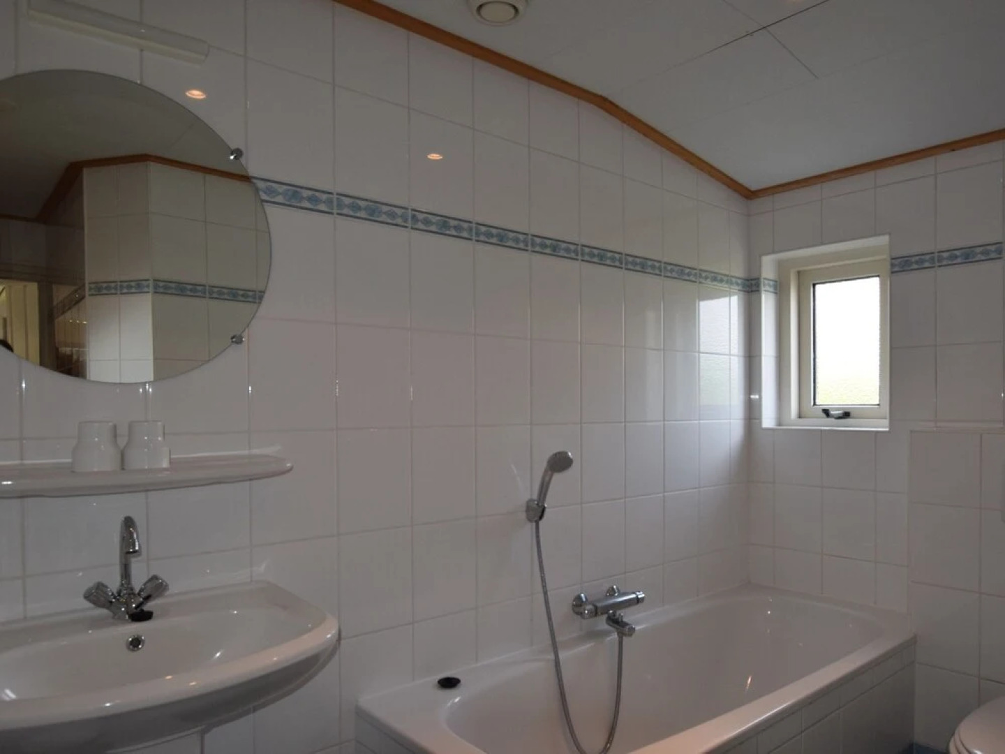 Charming Holiday Home in Vlieland Frisian Near Forest