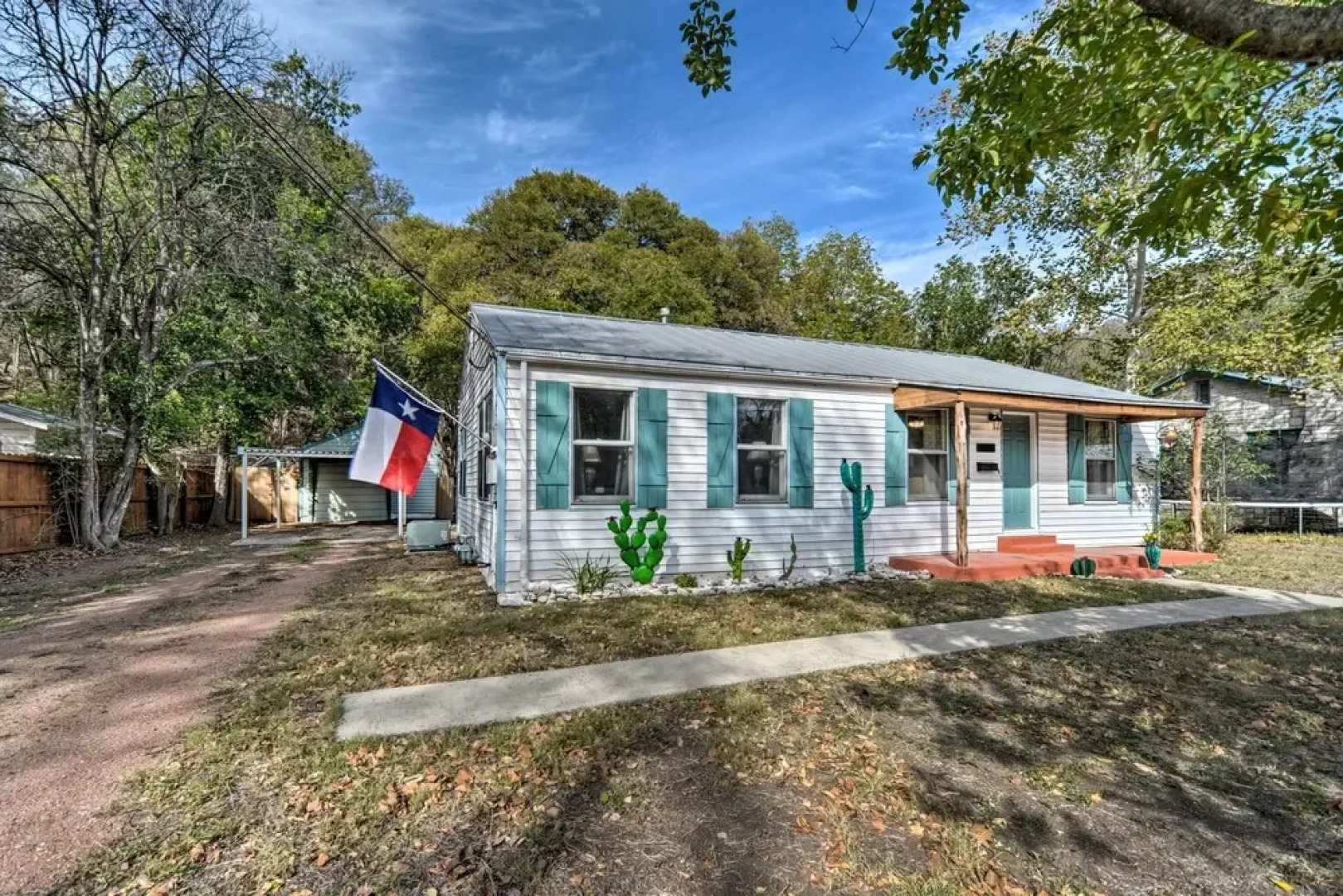 Kerrville 'hill House' w/ Backyard Oasis!
