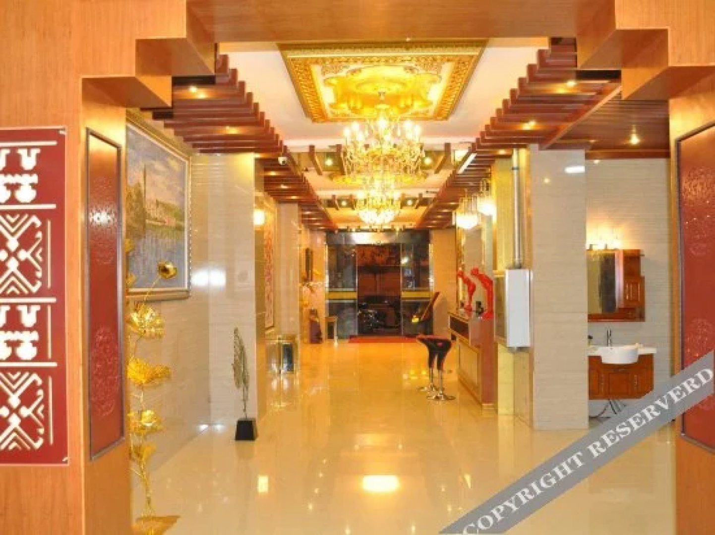 Magpie Lotus Hotel
