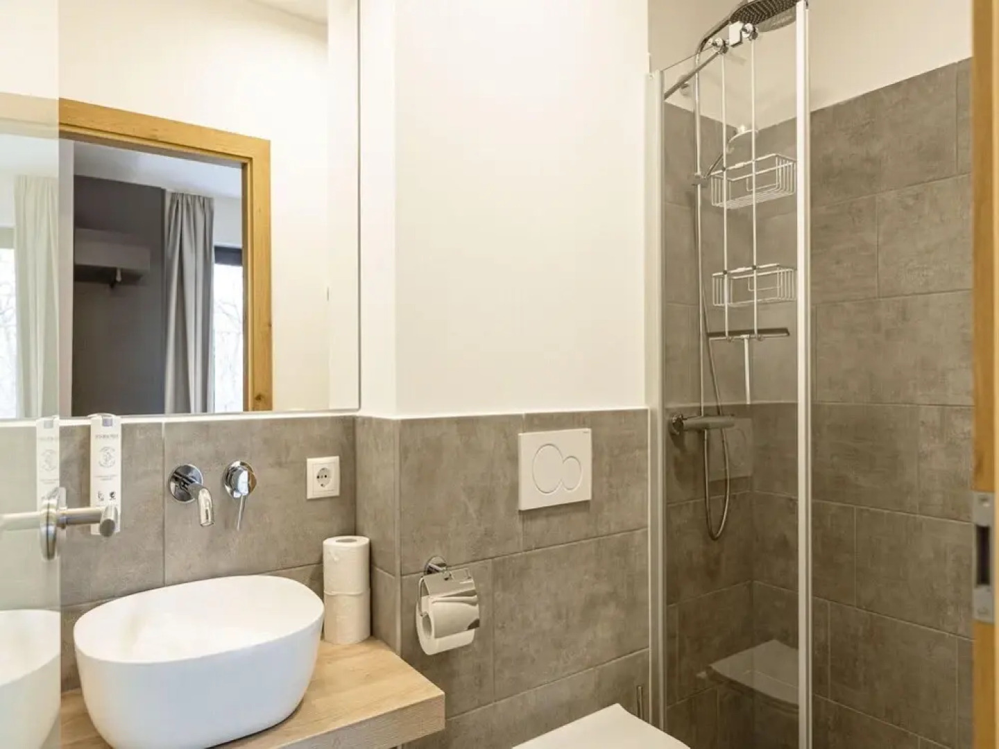 Apartment With Shared Finnish Sauna