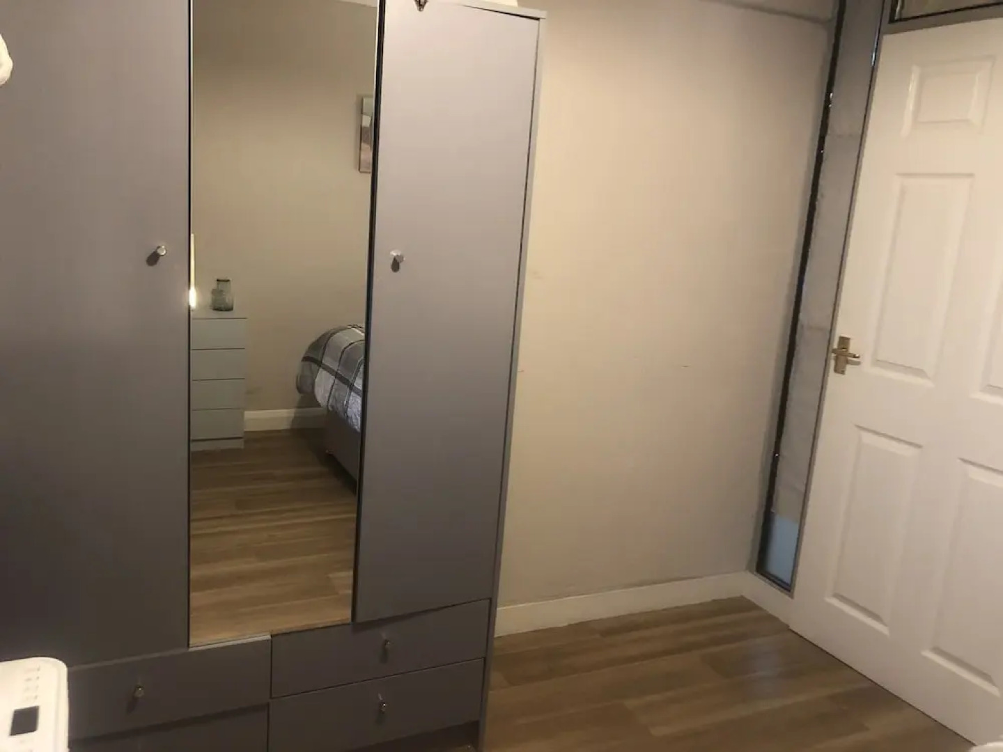 Superb Apartment With Sky Glass TV and Netflix