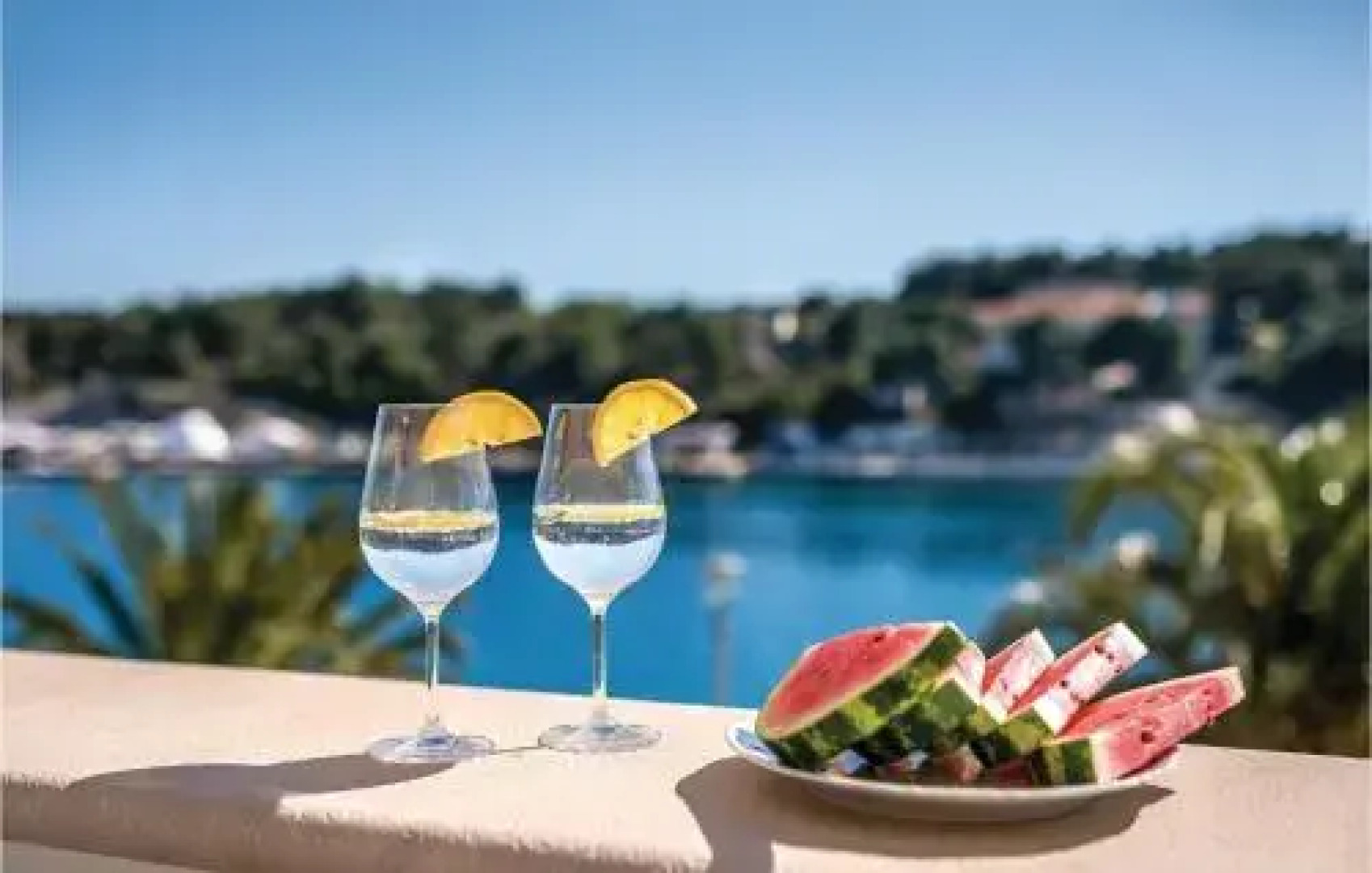 Four-Bedroom Holiday Home in Milna