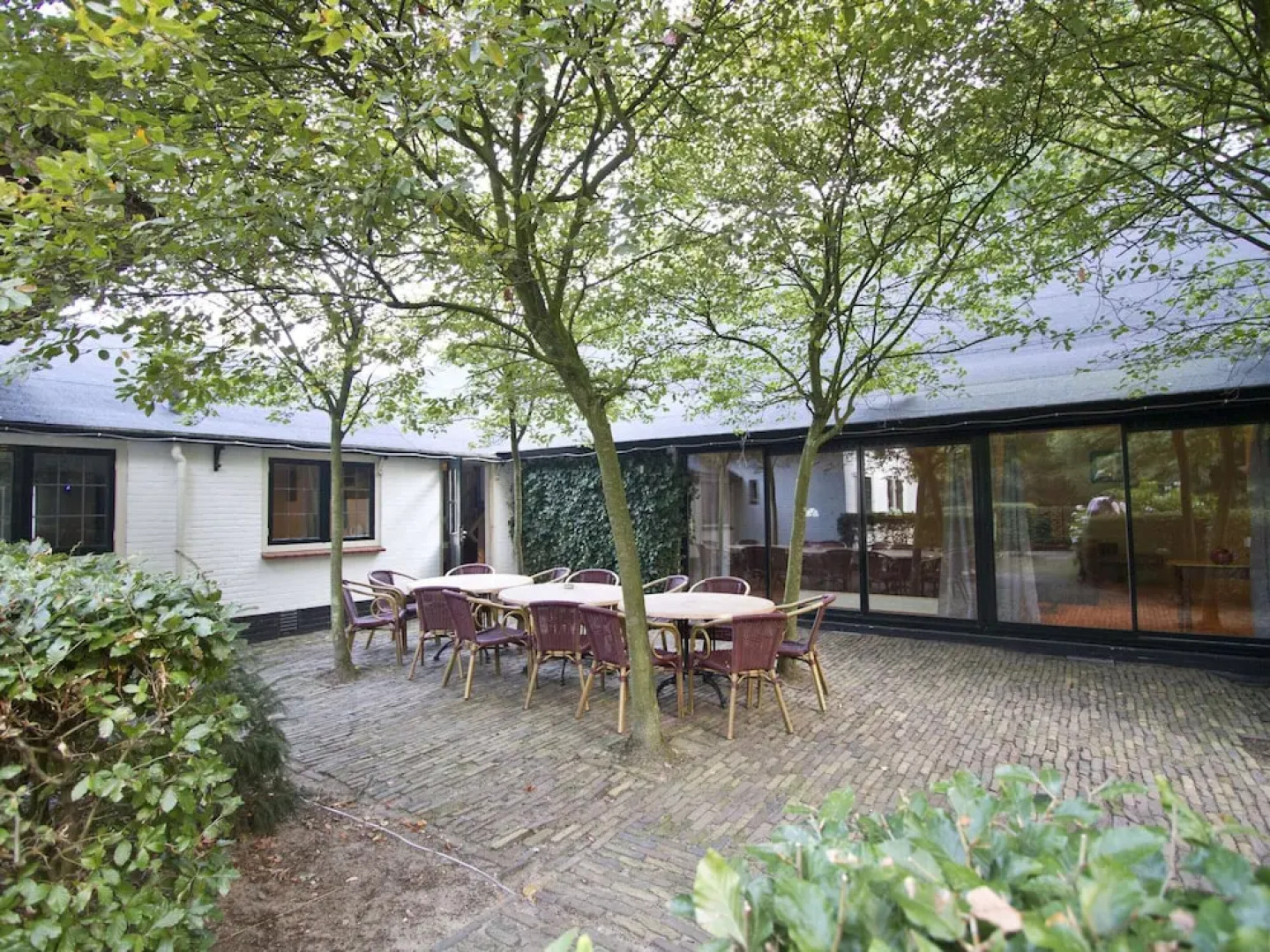 Charming Holiday Home in Hulshorst With Pool