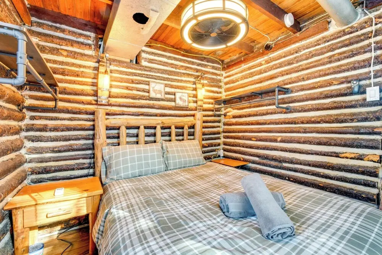 Rustic Blakeslee Cabin w/ Gas Grill on 2 Acres!