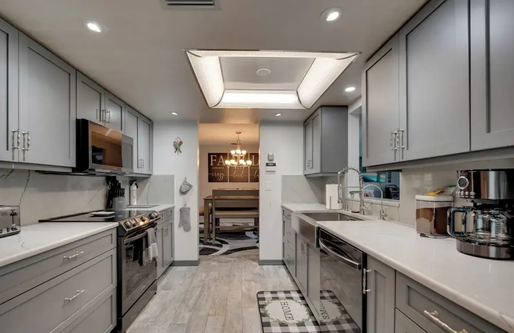 Home Near Werner-boyce & New Port Richey!