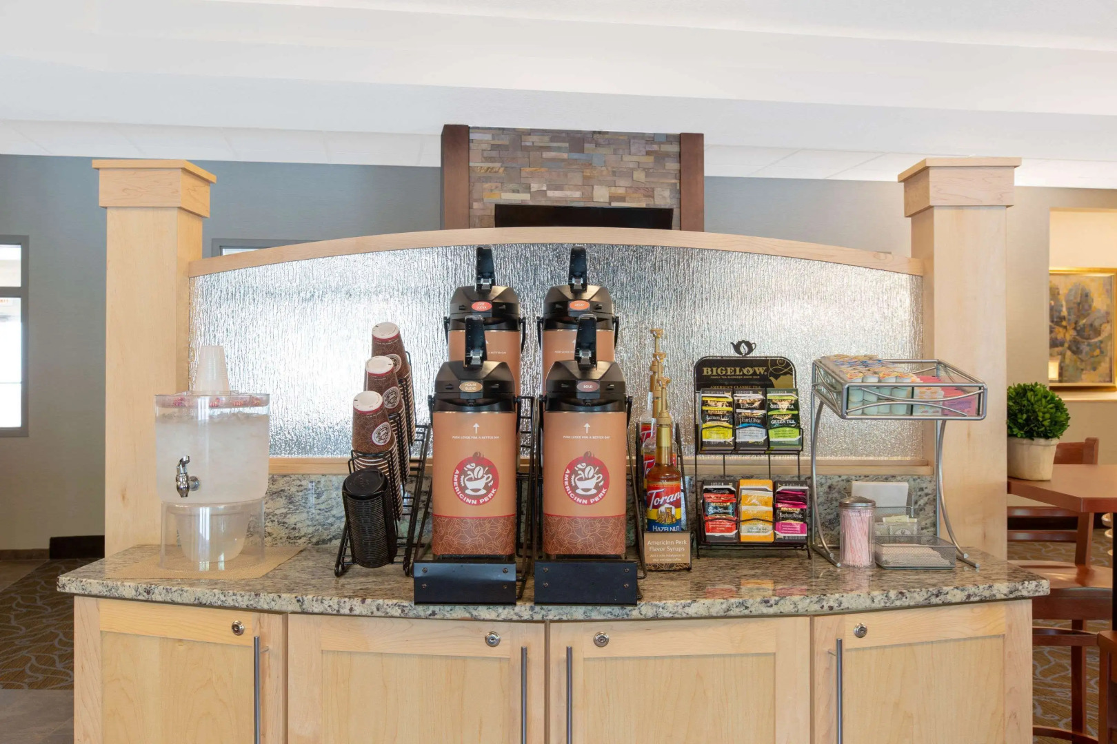 AmericInn by Wyndham Humboldt