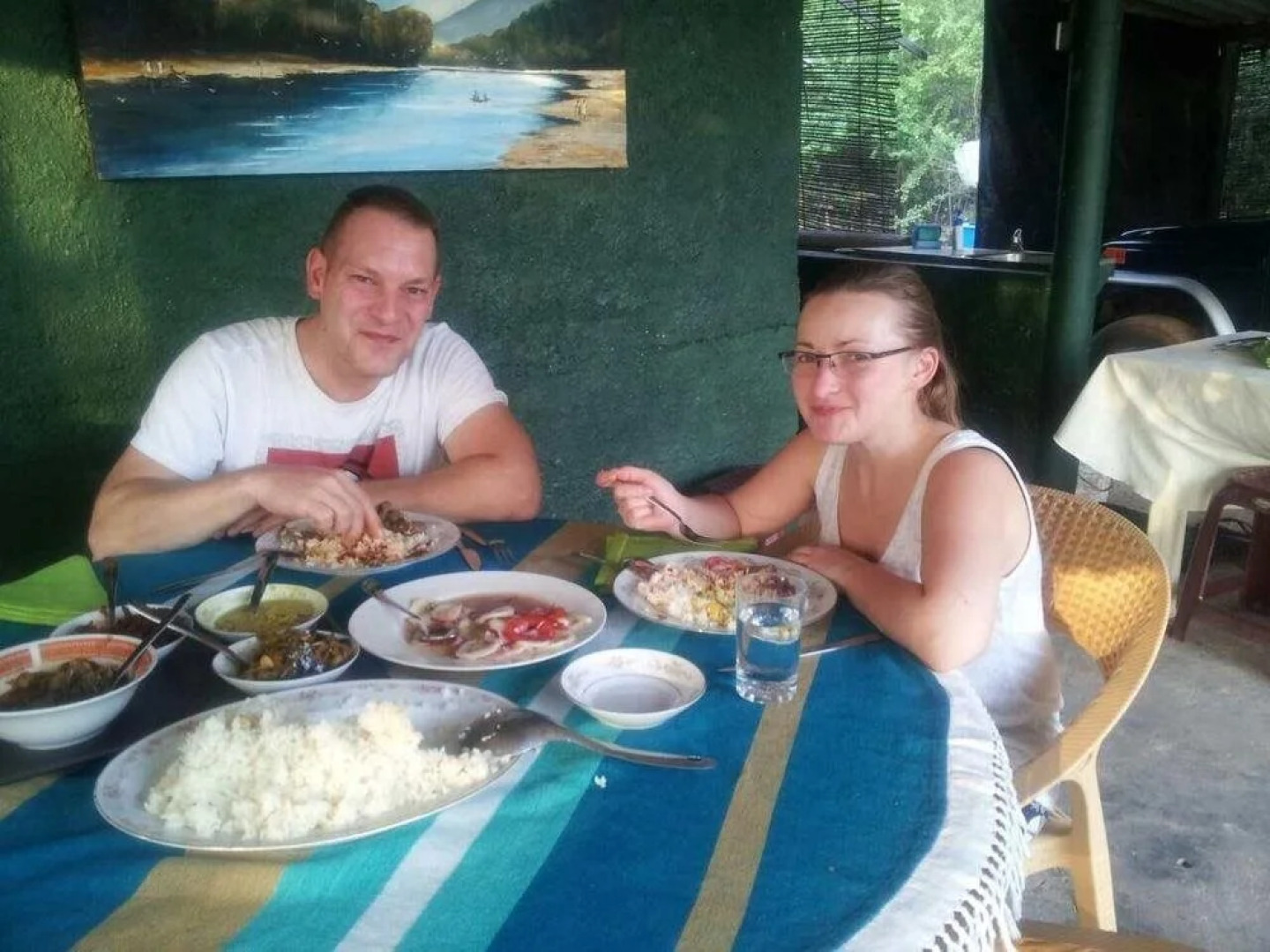 Captain's Lake Safari Lodge