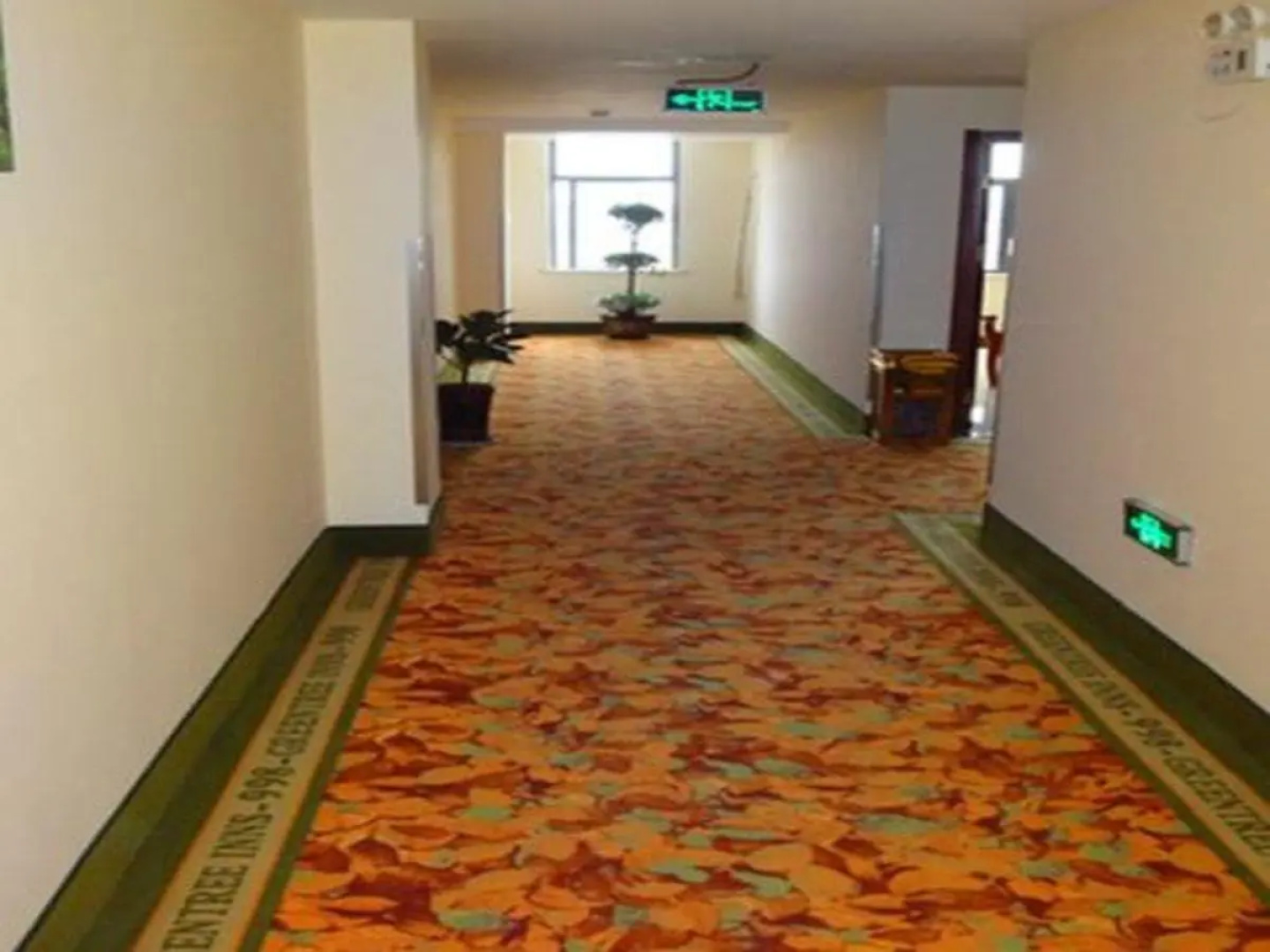 GreenTree Inn Suzhou Taiping Town High-speed North Station Express Hotel