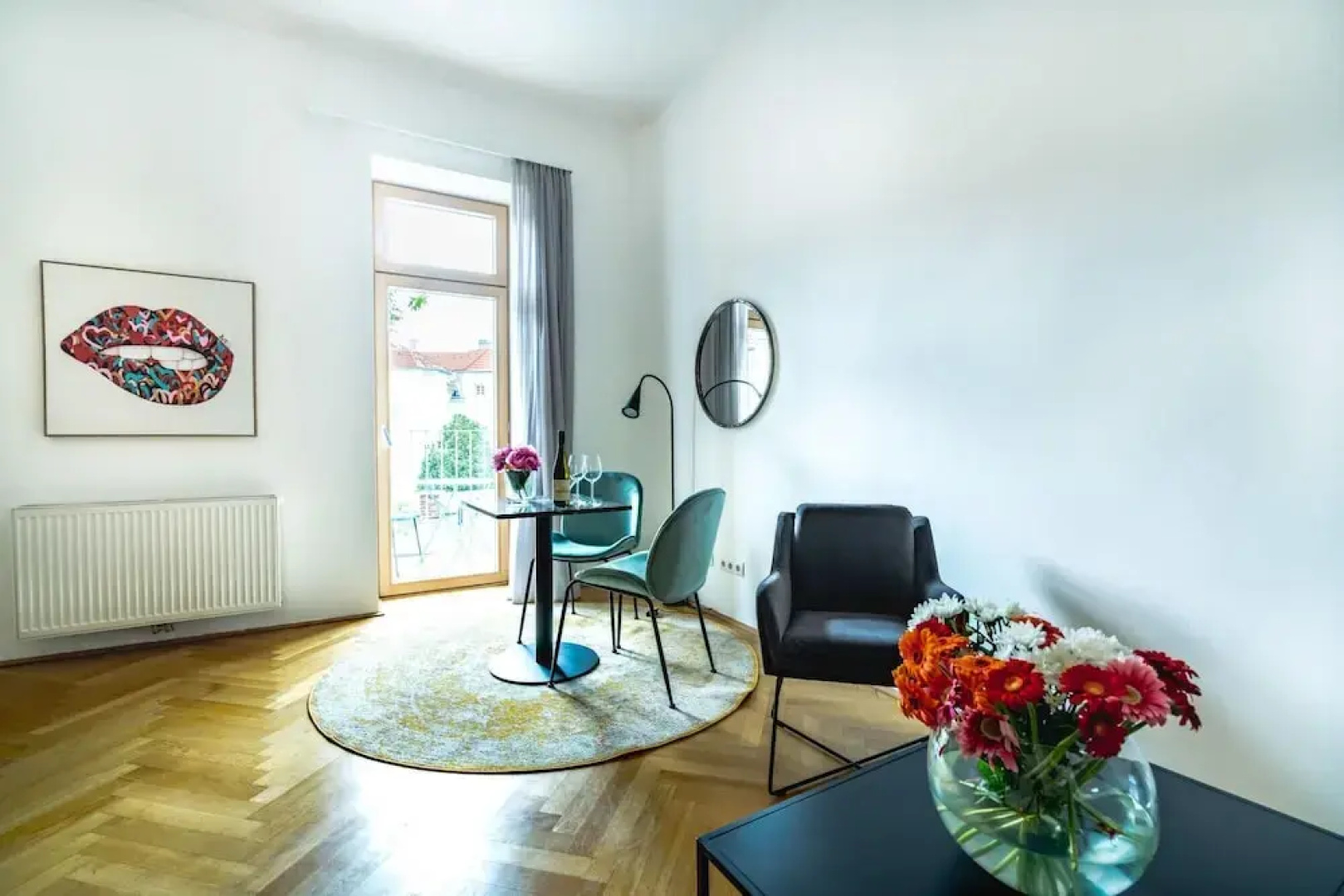 Apartment With Terrace and King Bed in Krems City