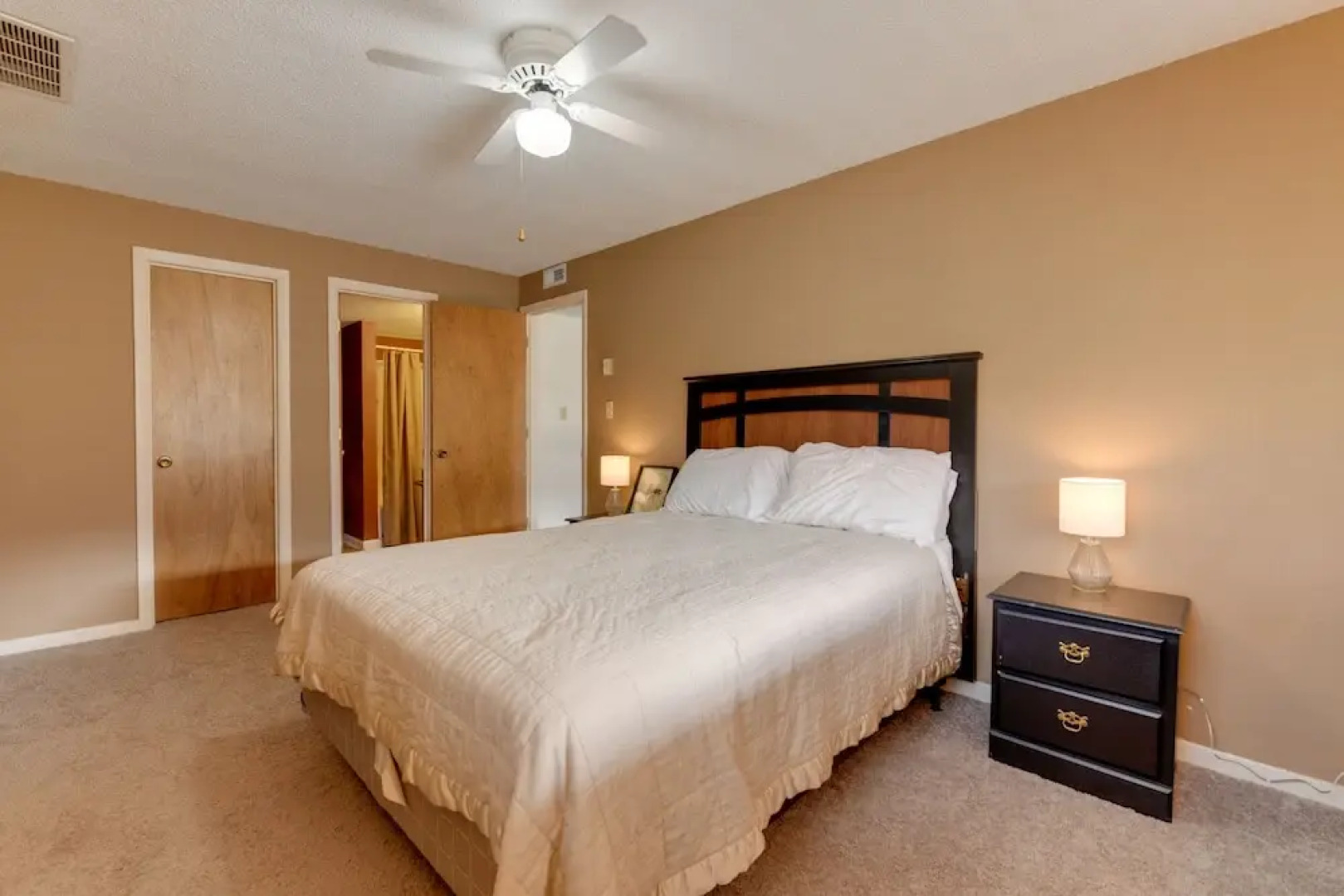 Mountain-view Maggie Valley House w/ Spacious Deck