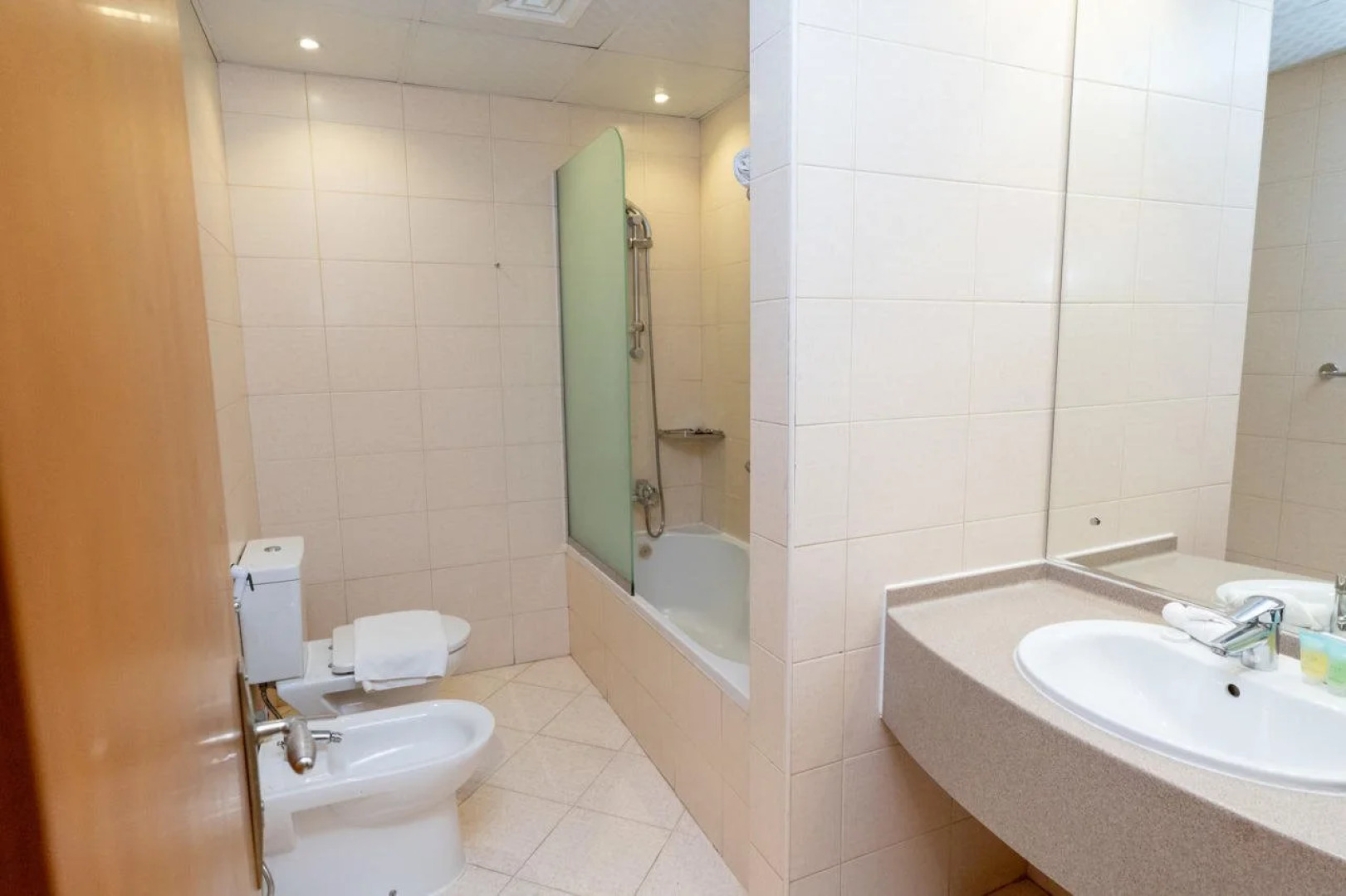 Al Raya Hotel Apartment