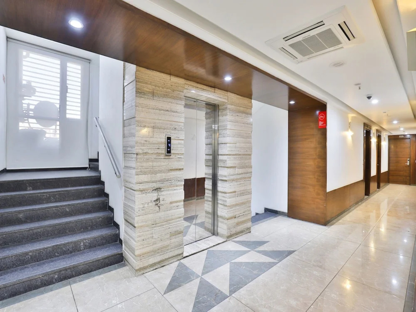 OYO 4938 Hotel Dev Aadi