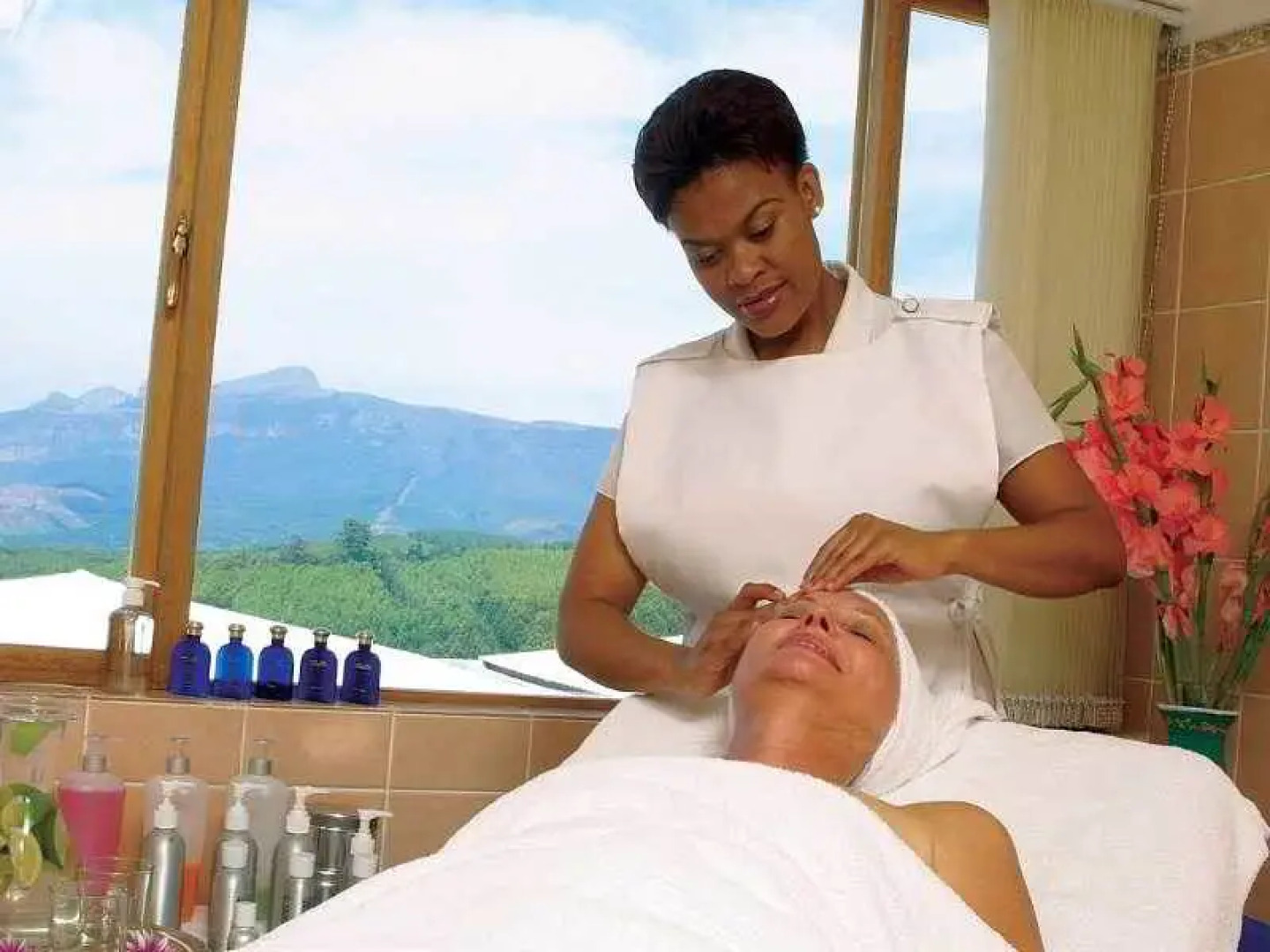 Coach House Hotel & Spa