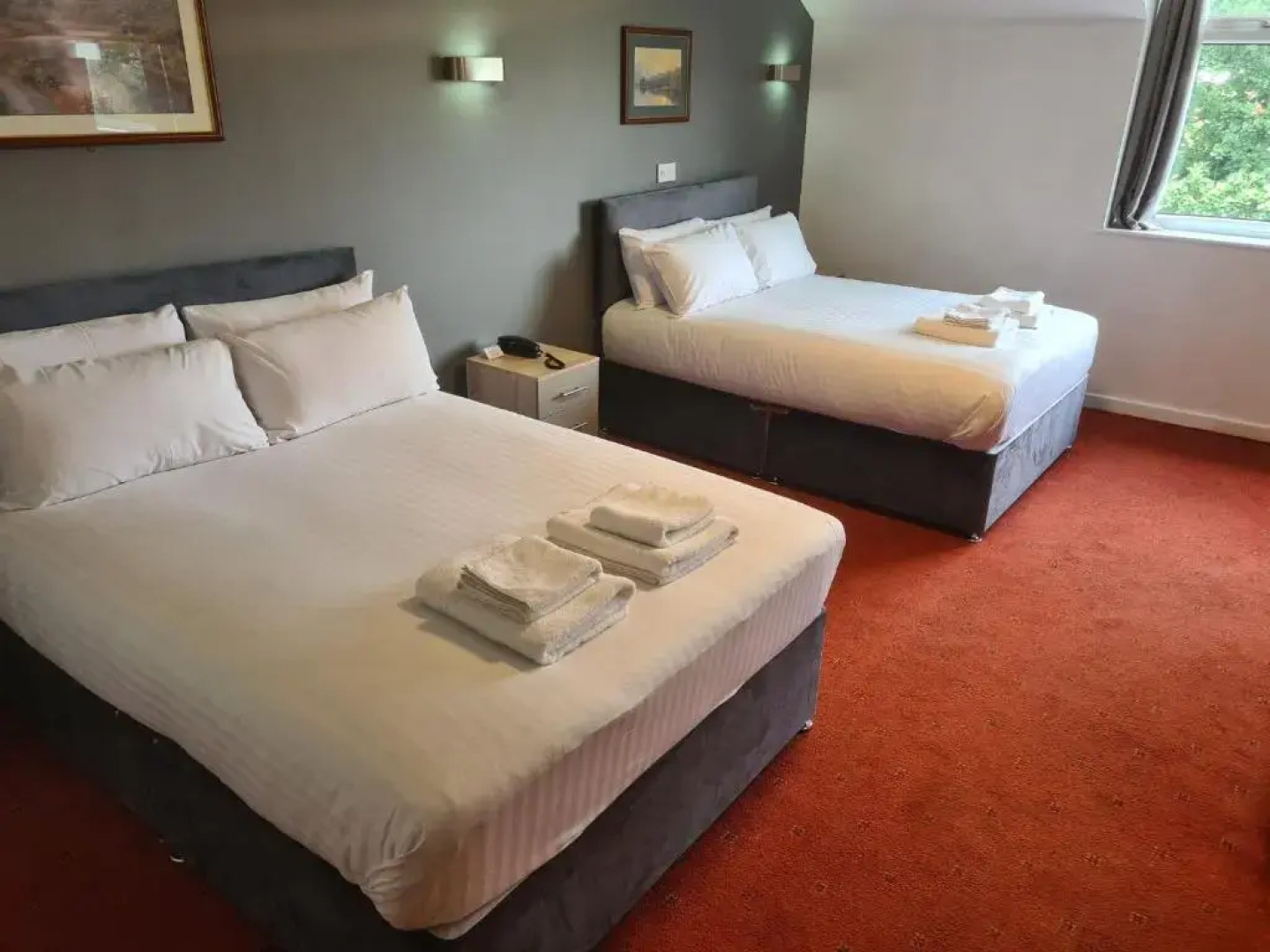 The Greyhound Hotel Leigh