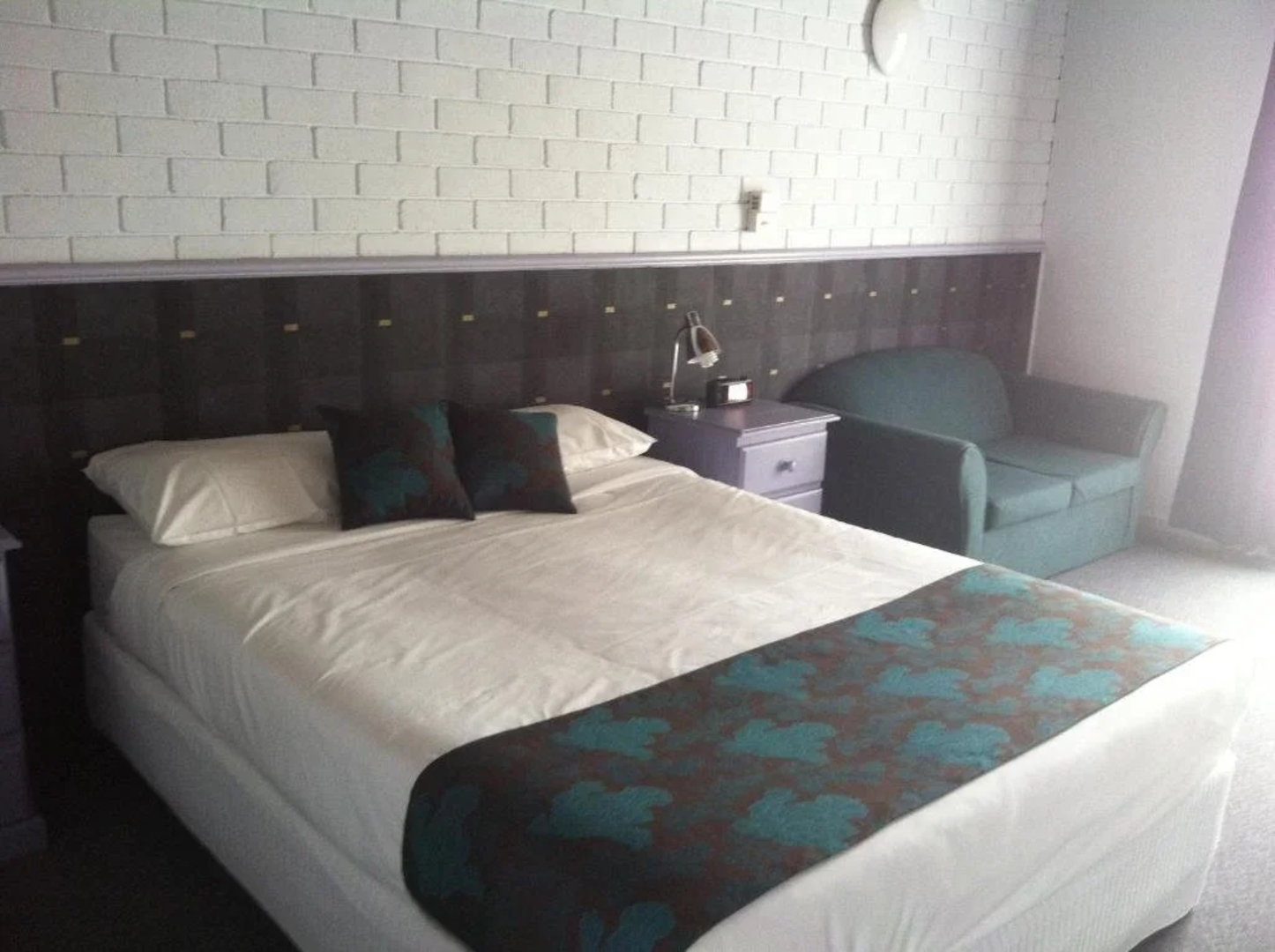 Bakery Park Motor Inn