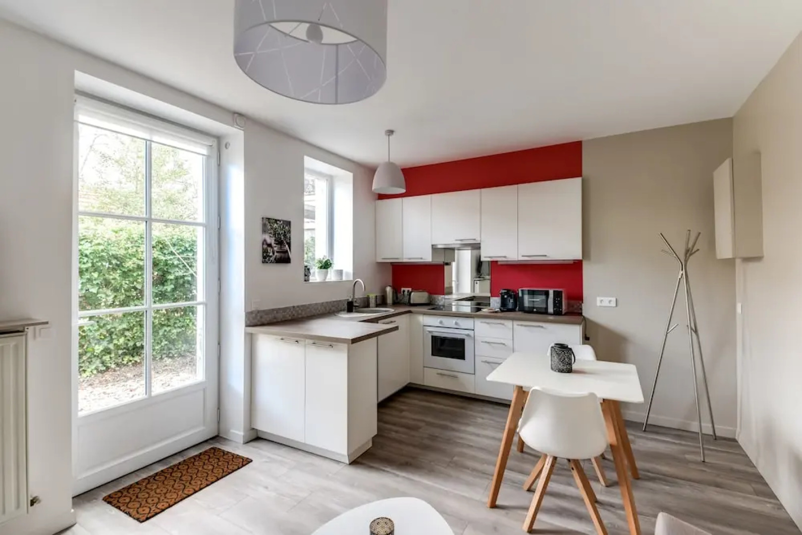 Fontainebleau Sweet Home Garden