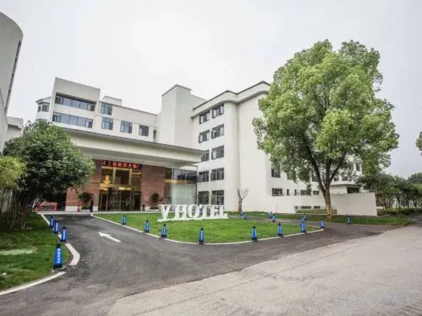 Great Wall Garden V Hotel