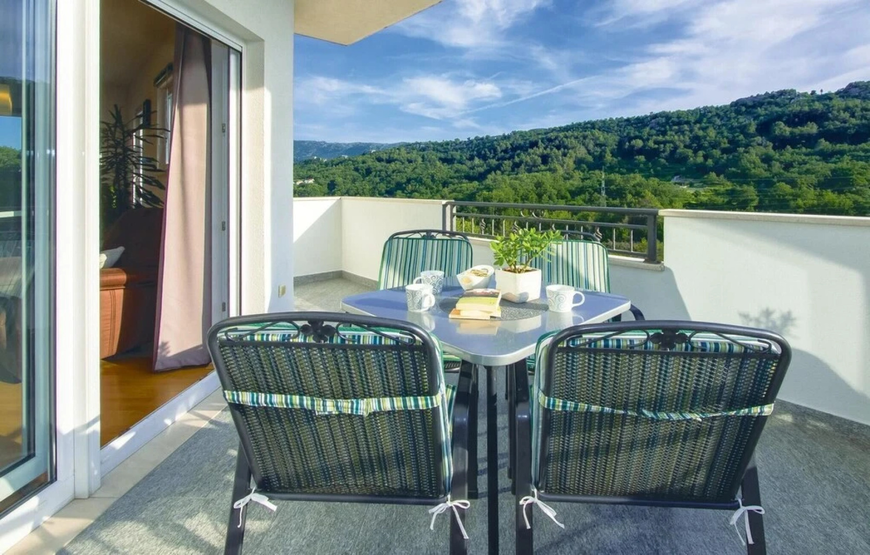 Amazing Home in Omis With Wifi and 3 Bedrooms