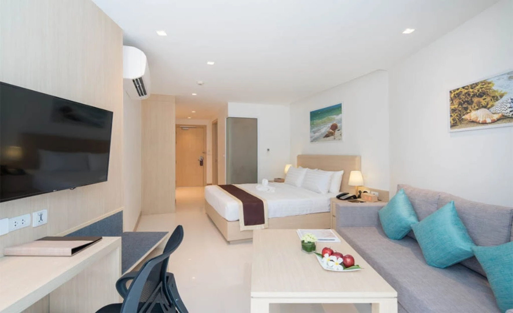 The Beachfront Hotel Phuket