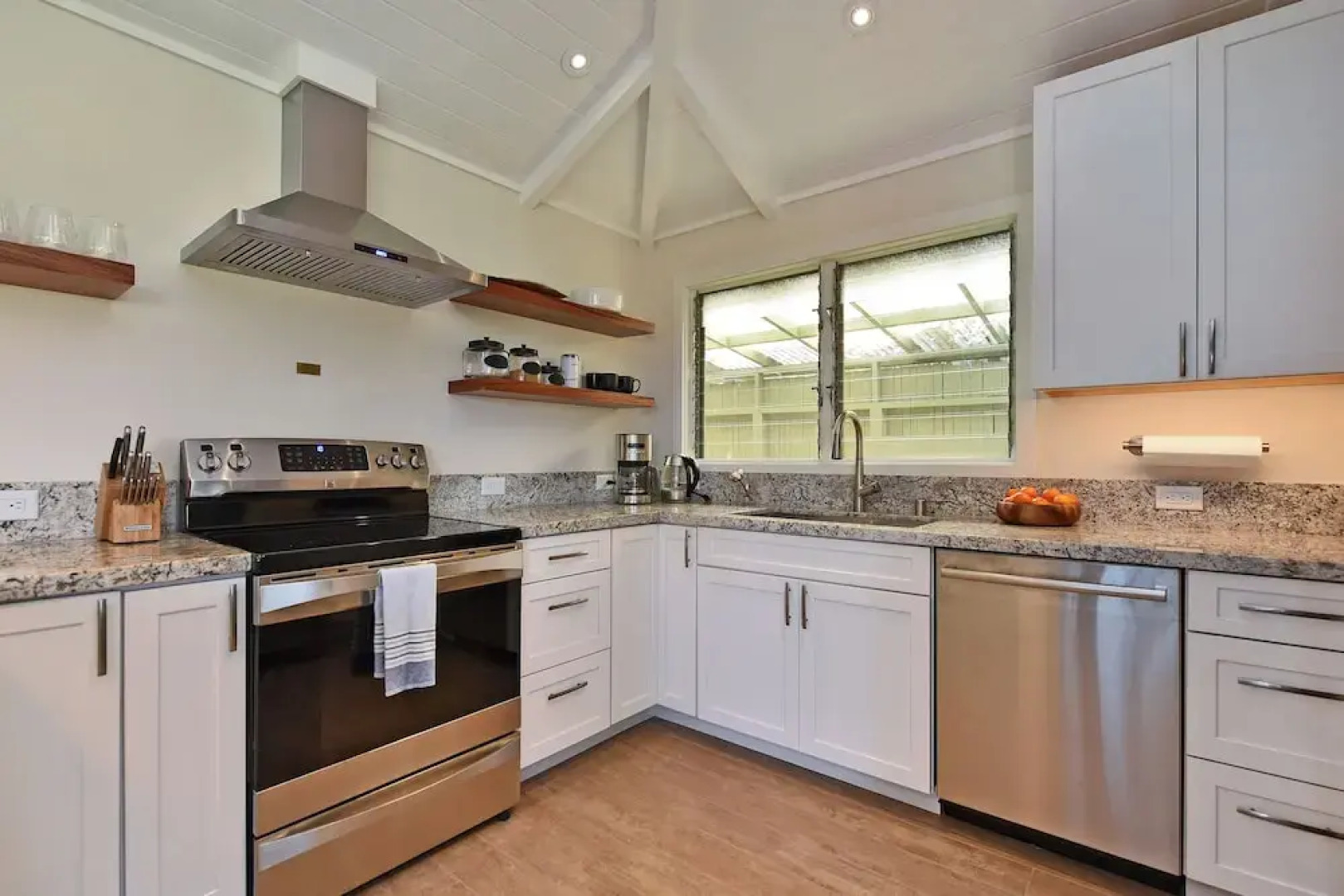 International Colony Club