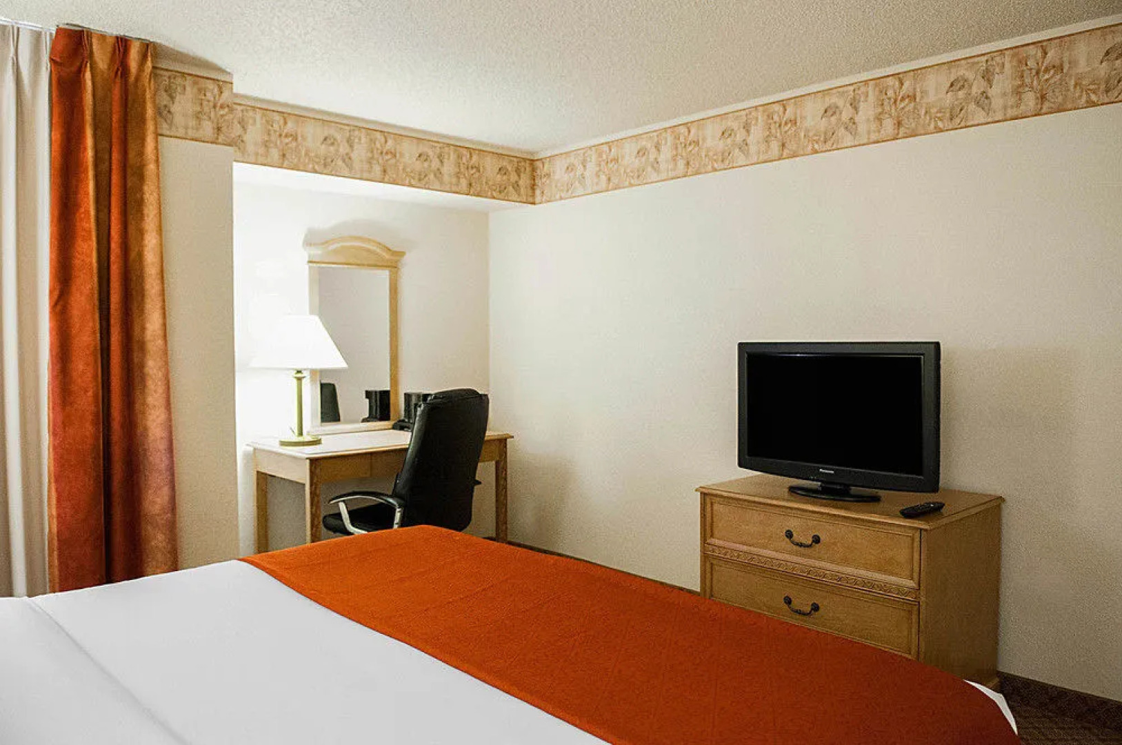 Pan American Inn & Suites