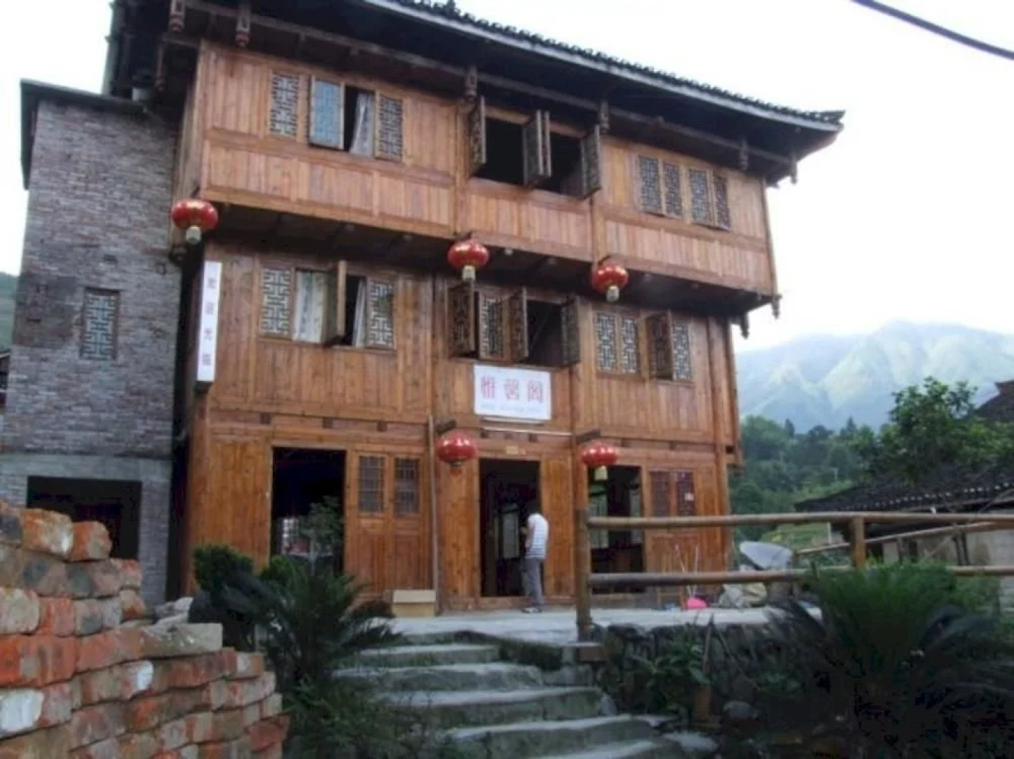 Longji Weixinge Hotel