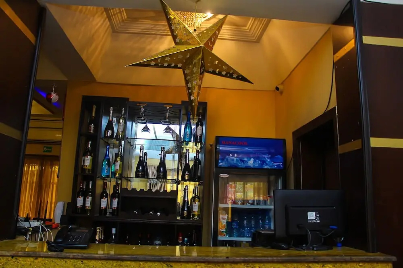 Banex Hotel and Suites