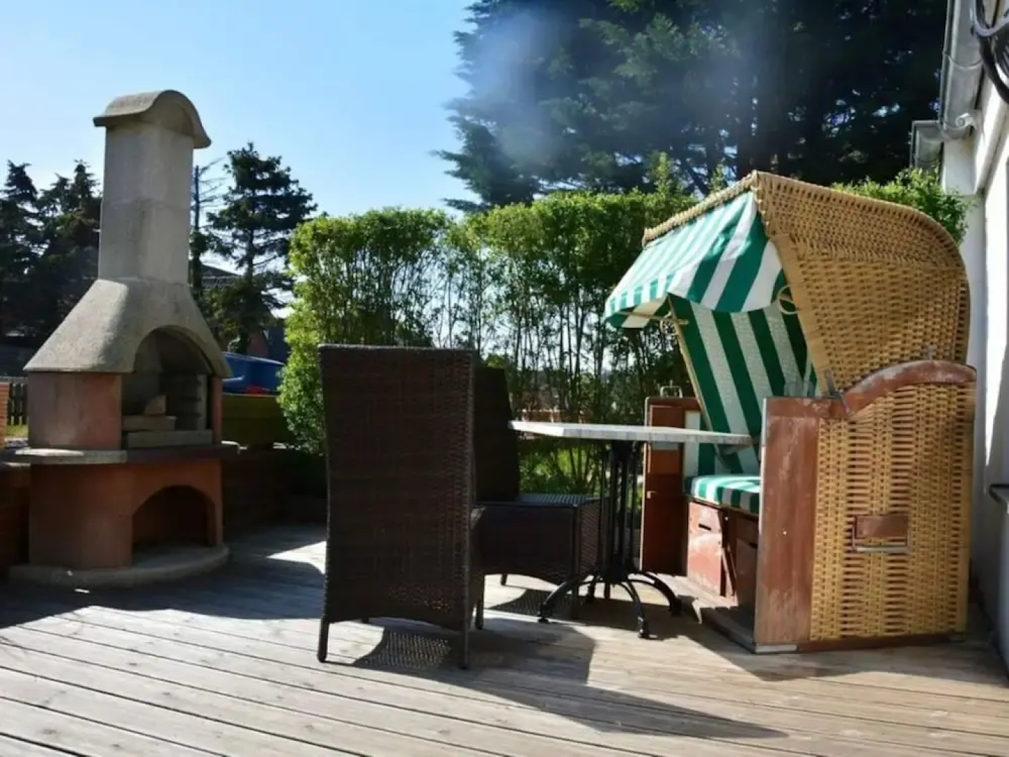 "beach Bunny" in the House on the Dune