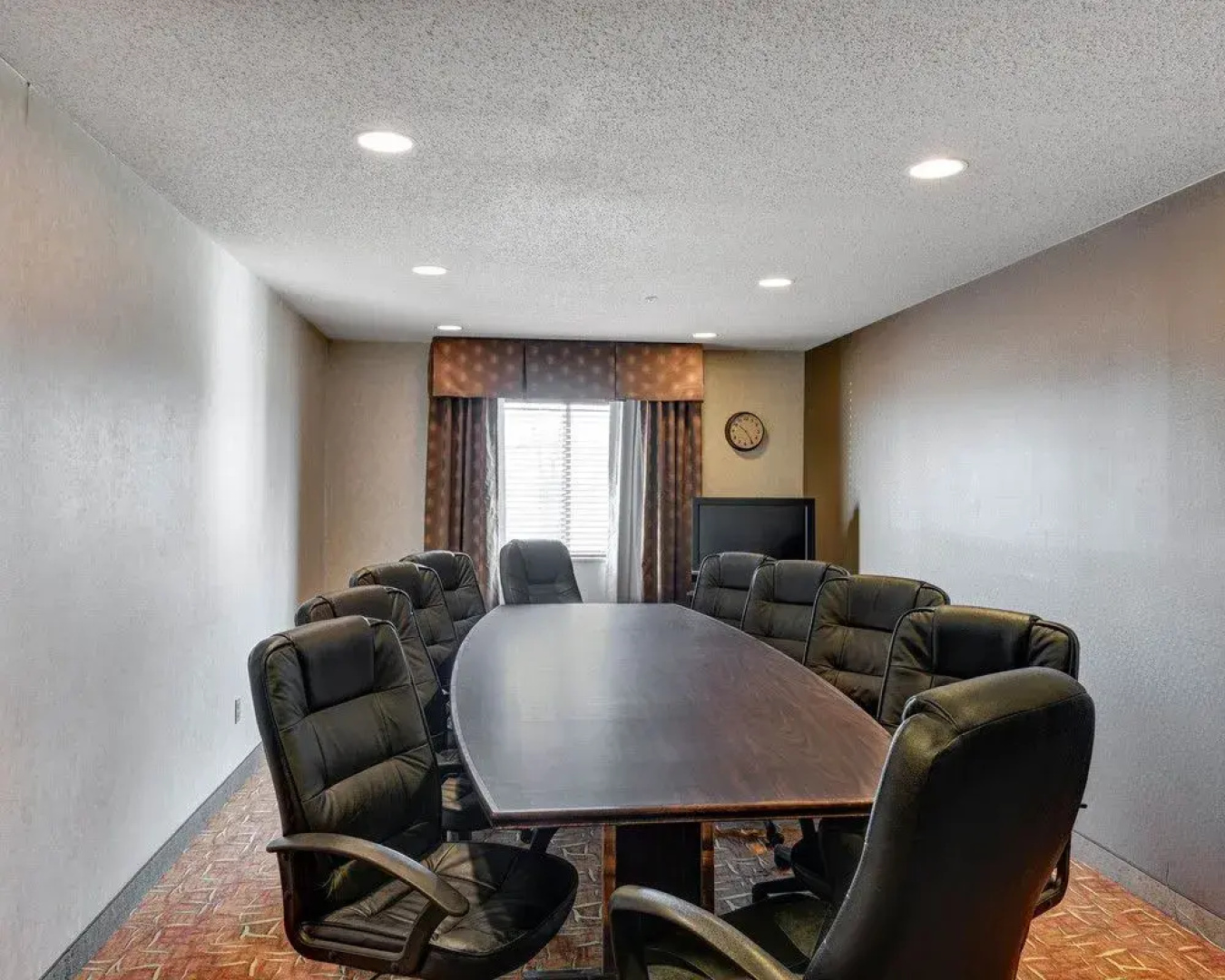 Baymont Inn & Suites Concord/Mentor