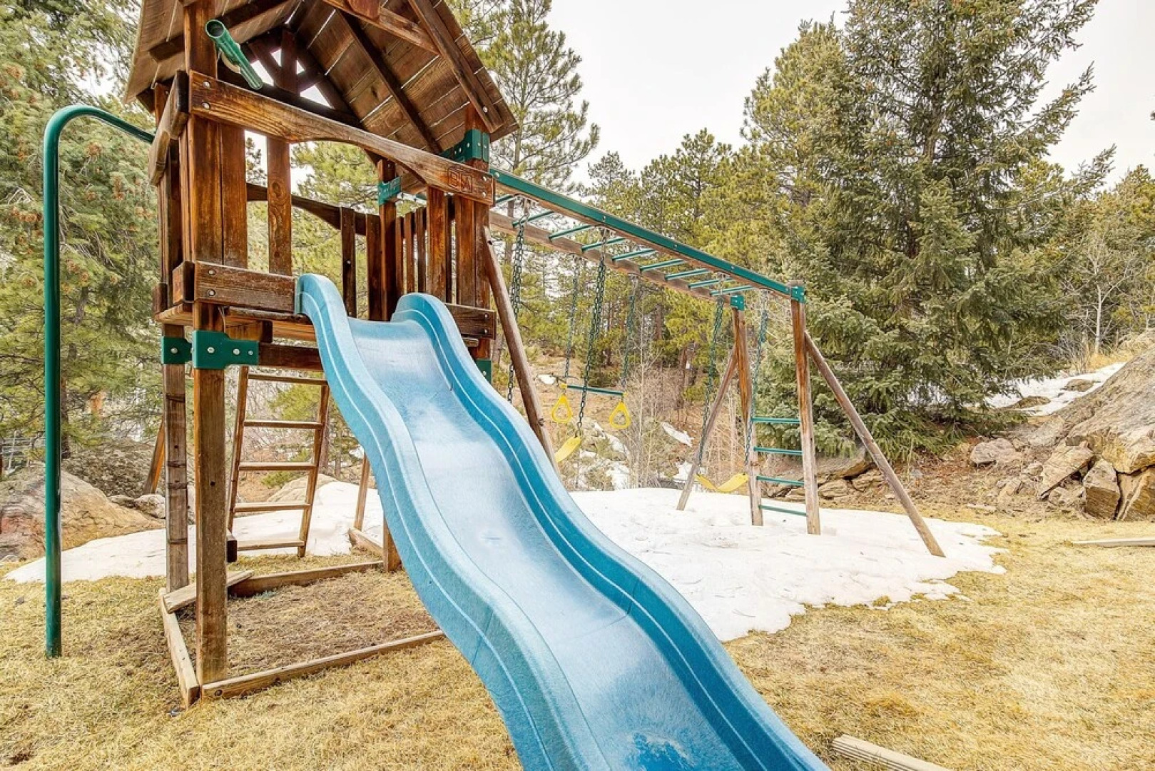 Secluded & Spacious Mountain Getaway