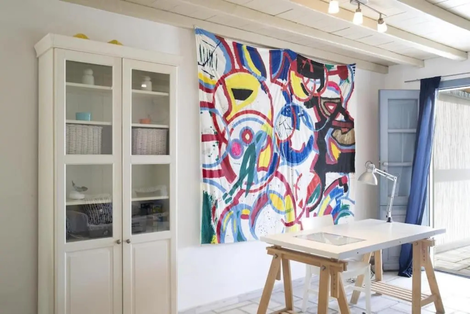 Beachfront 2br apartment - Free parking