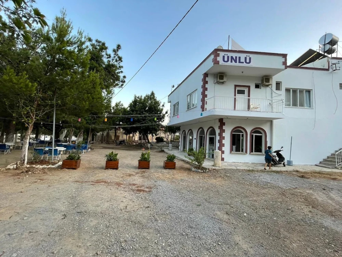 Ünlü Konaklama Kafe