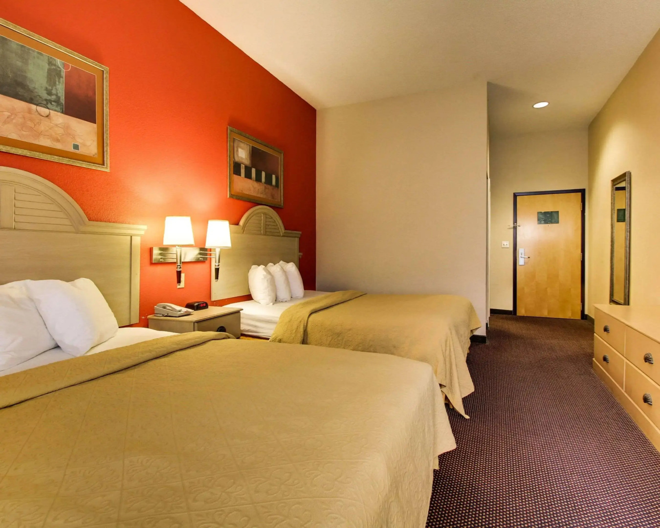 Quality Inn &  Suites Hattiesburg North