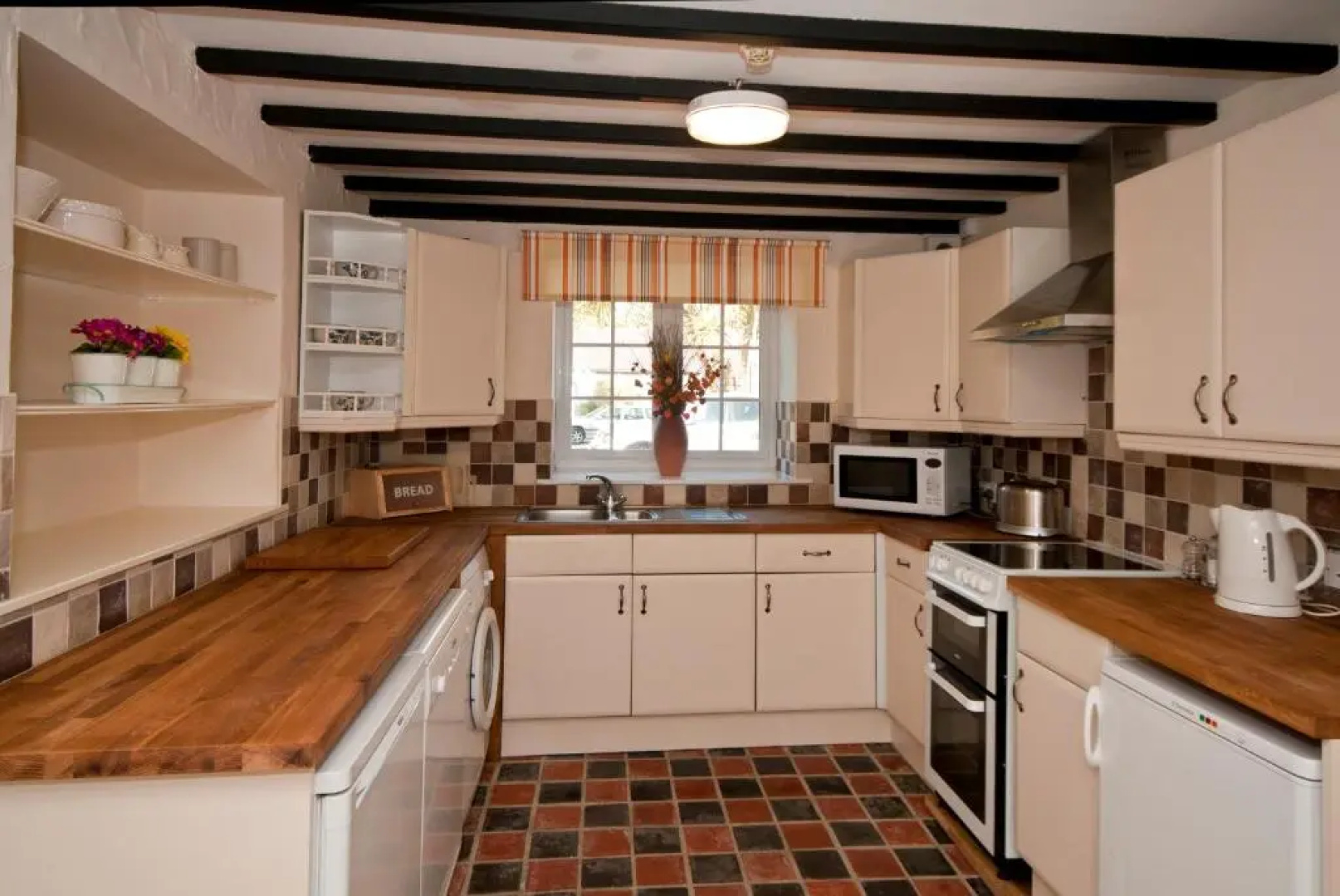 Tros Yr Afon Holiday Cottages and Manor House