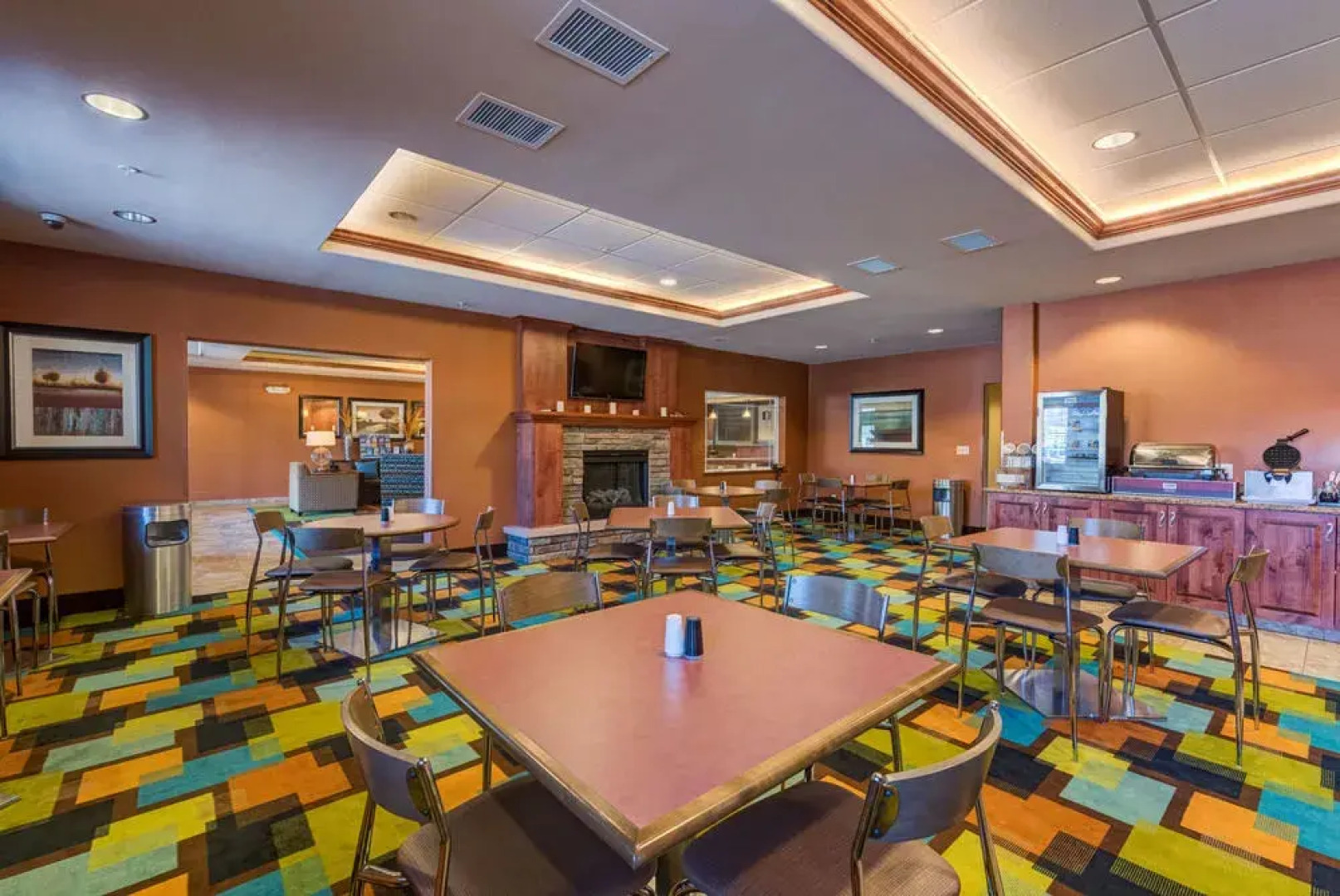 Comfort Inn & Suites