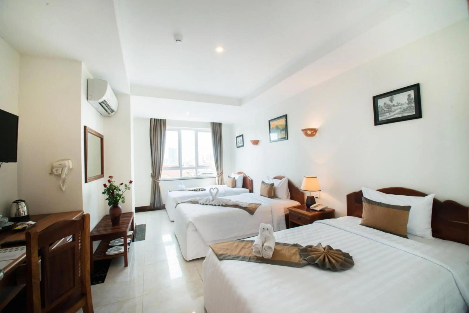 Relax Hotel