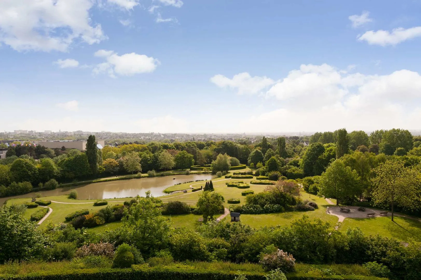 Sure Hotel by Best Western Caen Mémorial