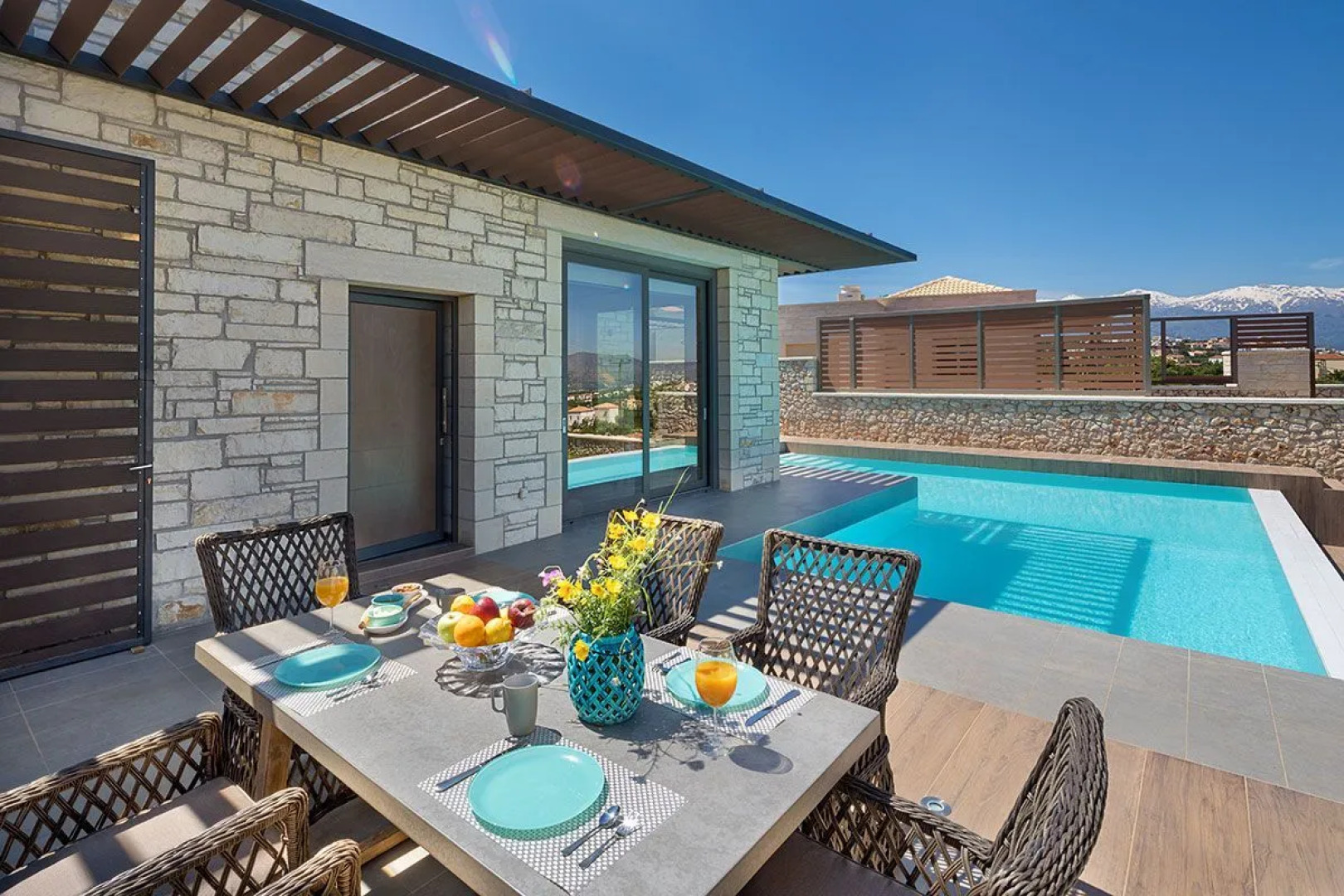 Titans Villas Chania