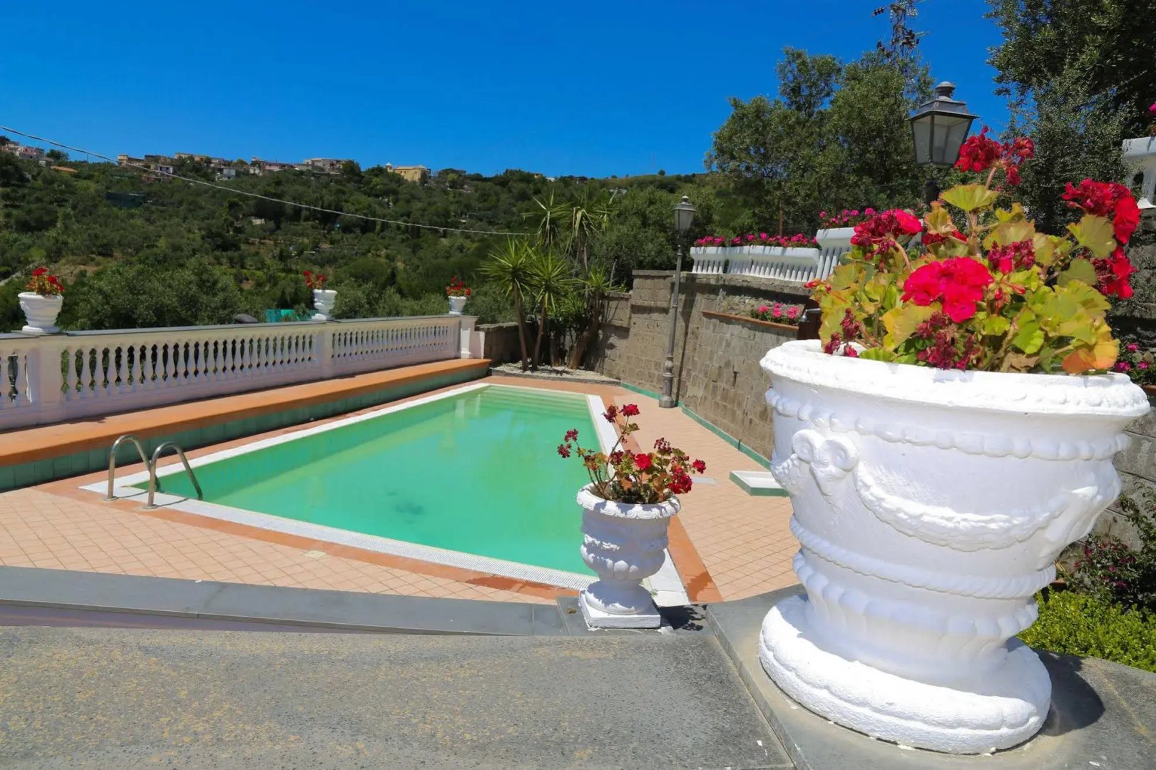 Azzurro Residence