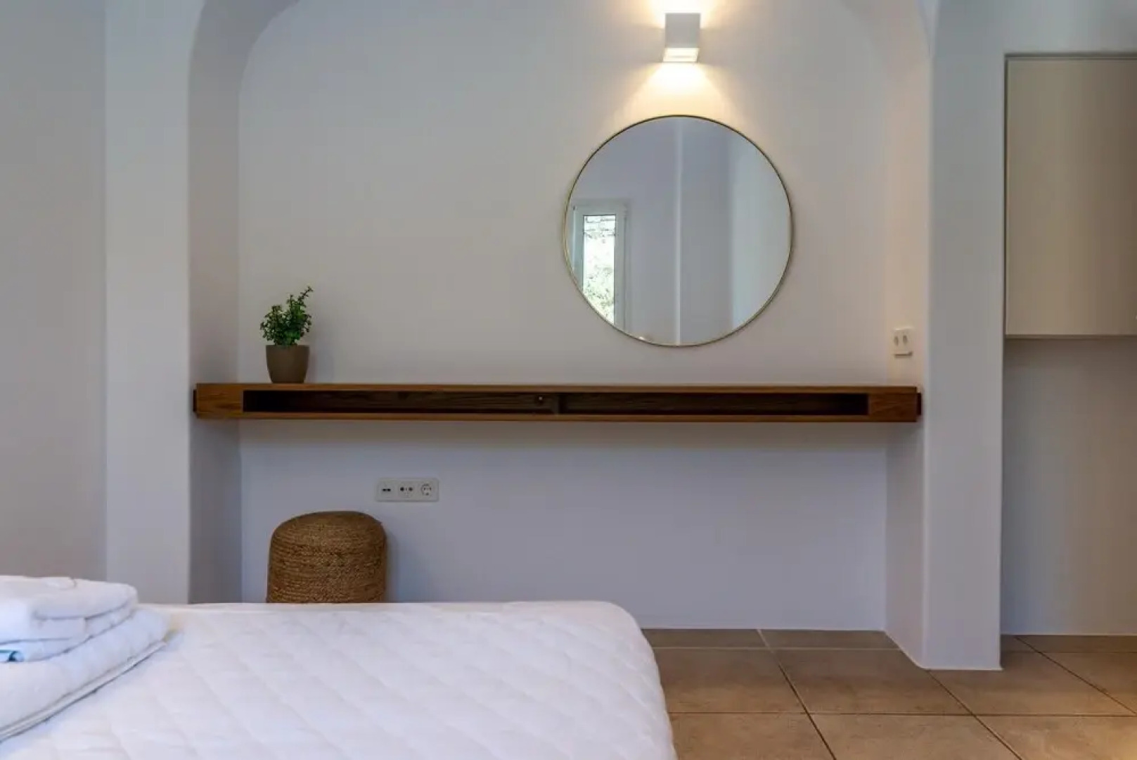 La Chapelle Est and Ouest in Tinos