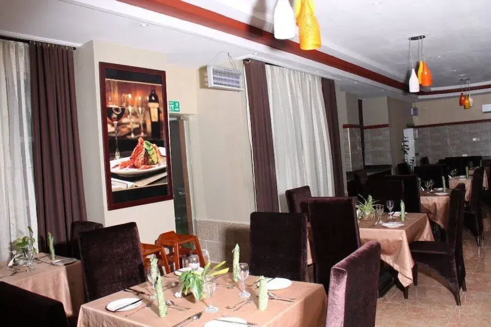 De Santiago Milan Hotel and Suites